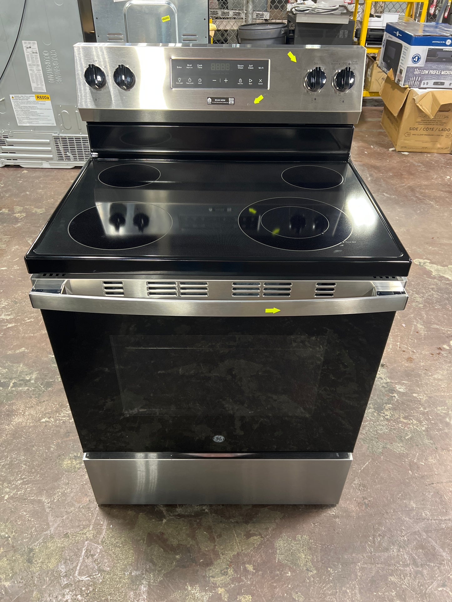 Front view, oven-door closed