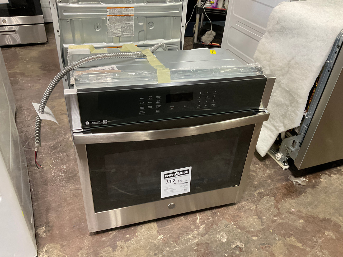 Front view, door closed