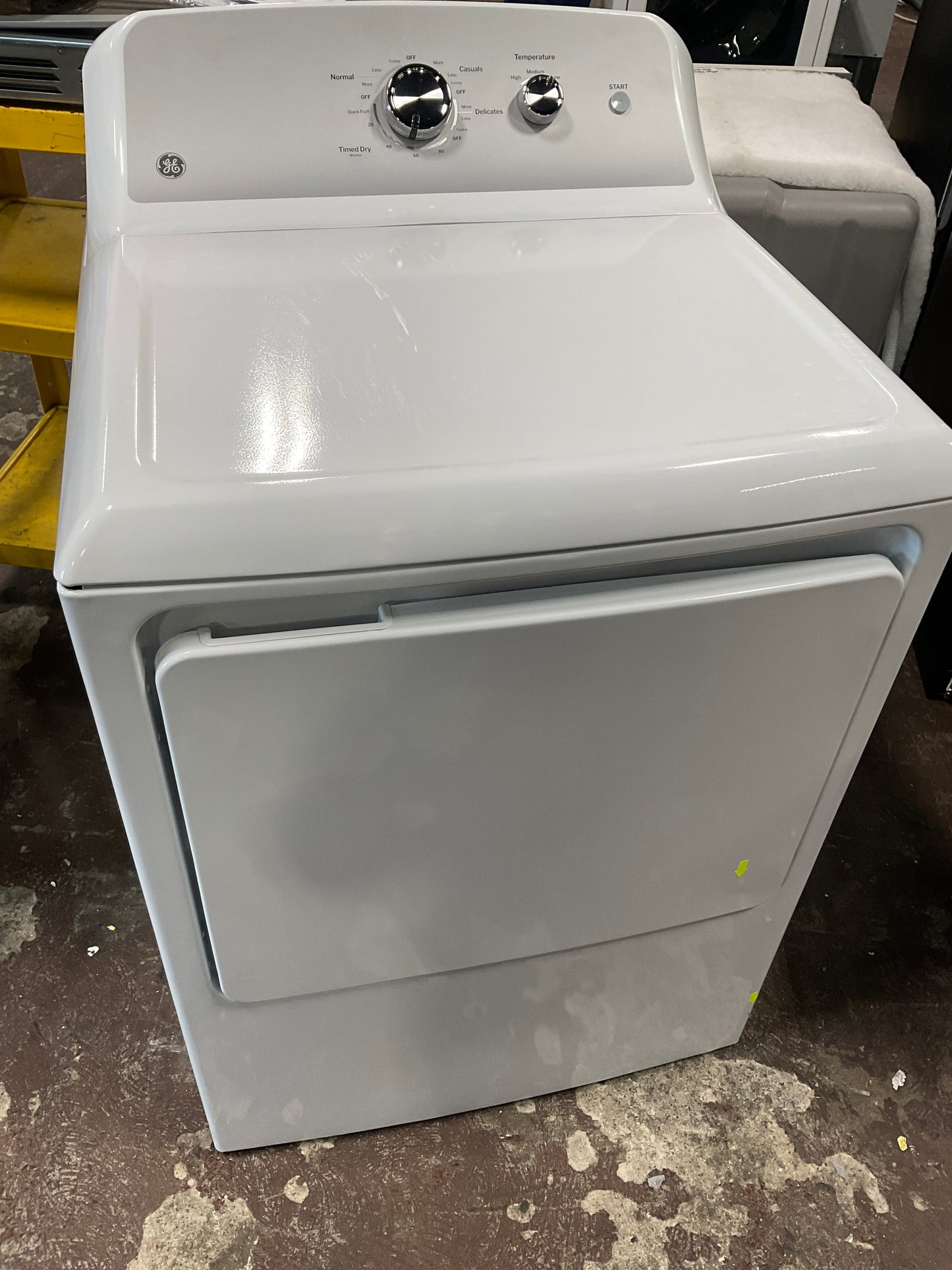 Front view, door closed