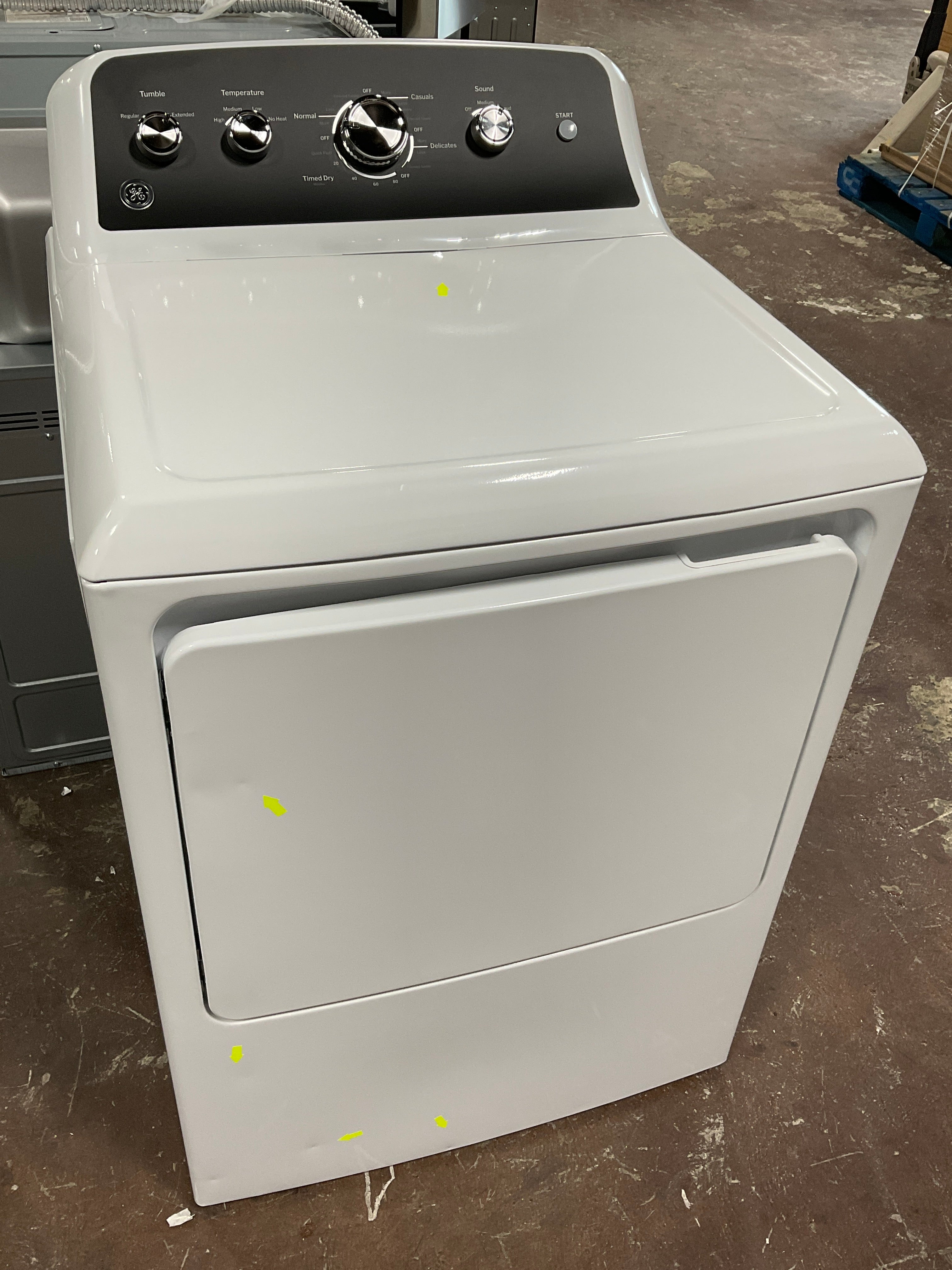 Front view, door closed