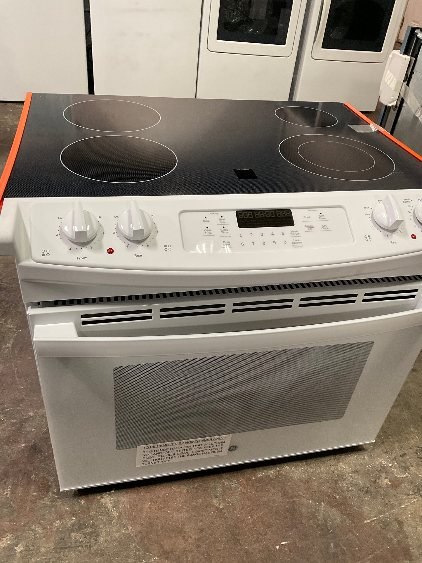 Front view, oven-door closed