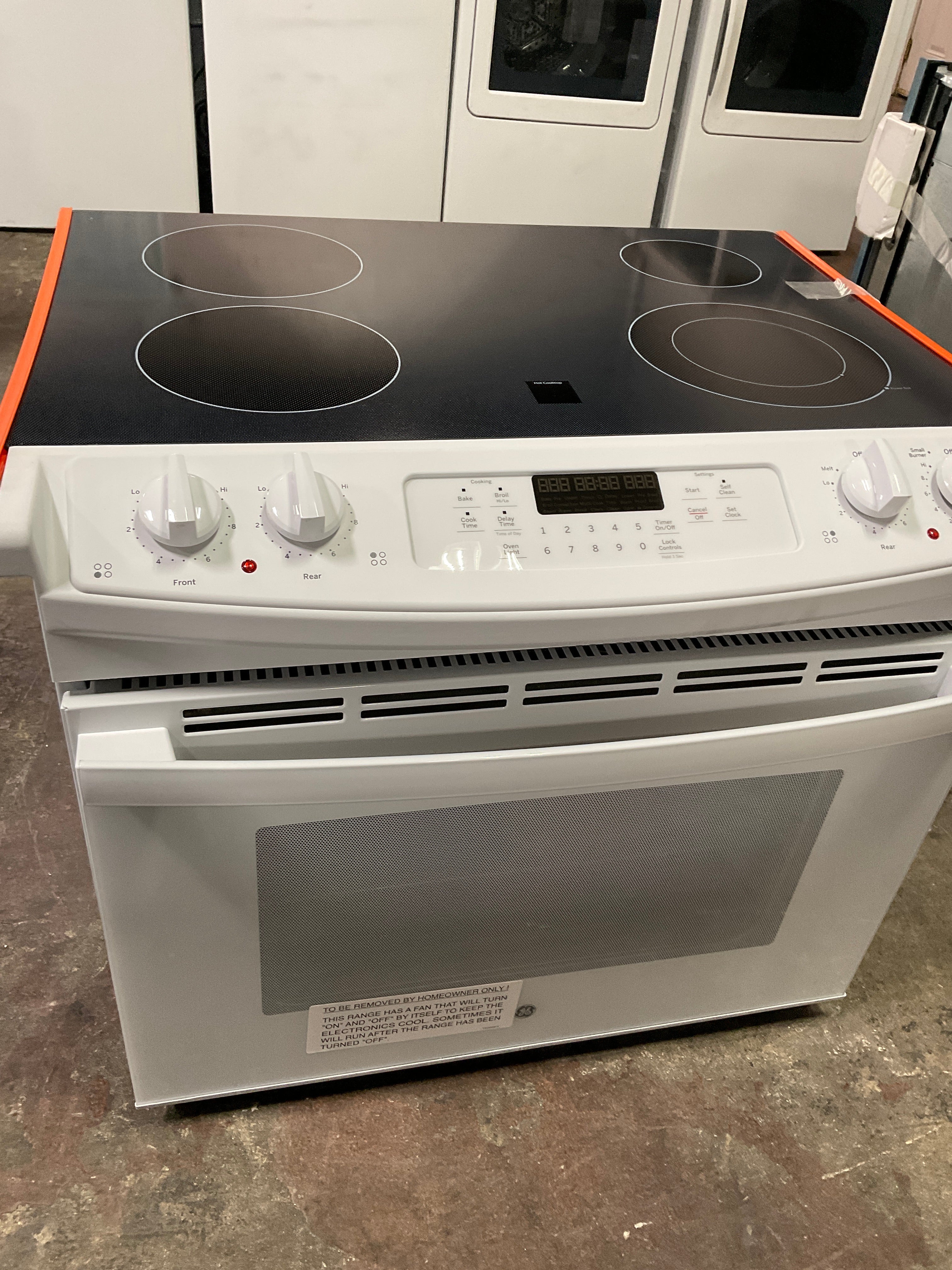 Front view, oven-door closed
