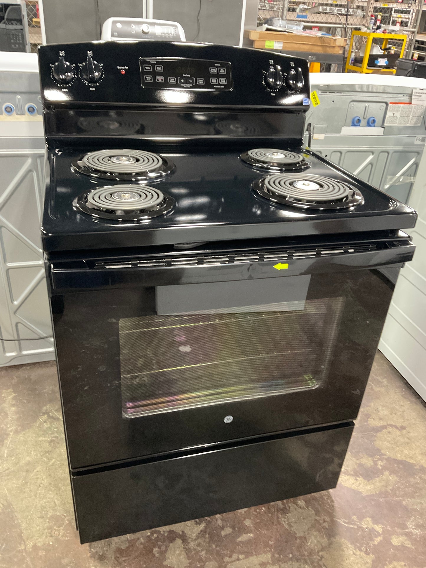 Front view, oven-door closed