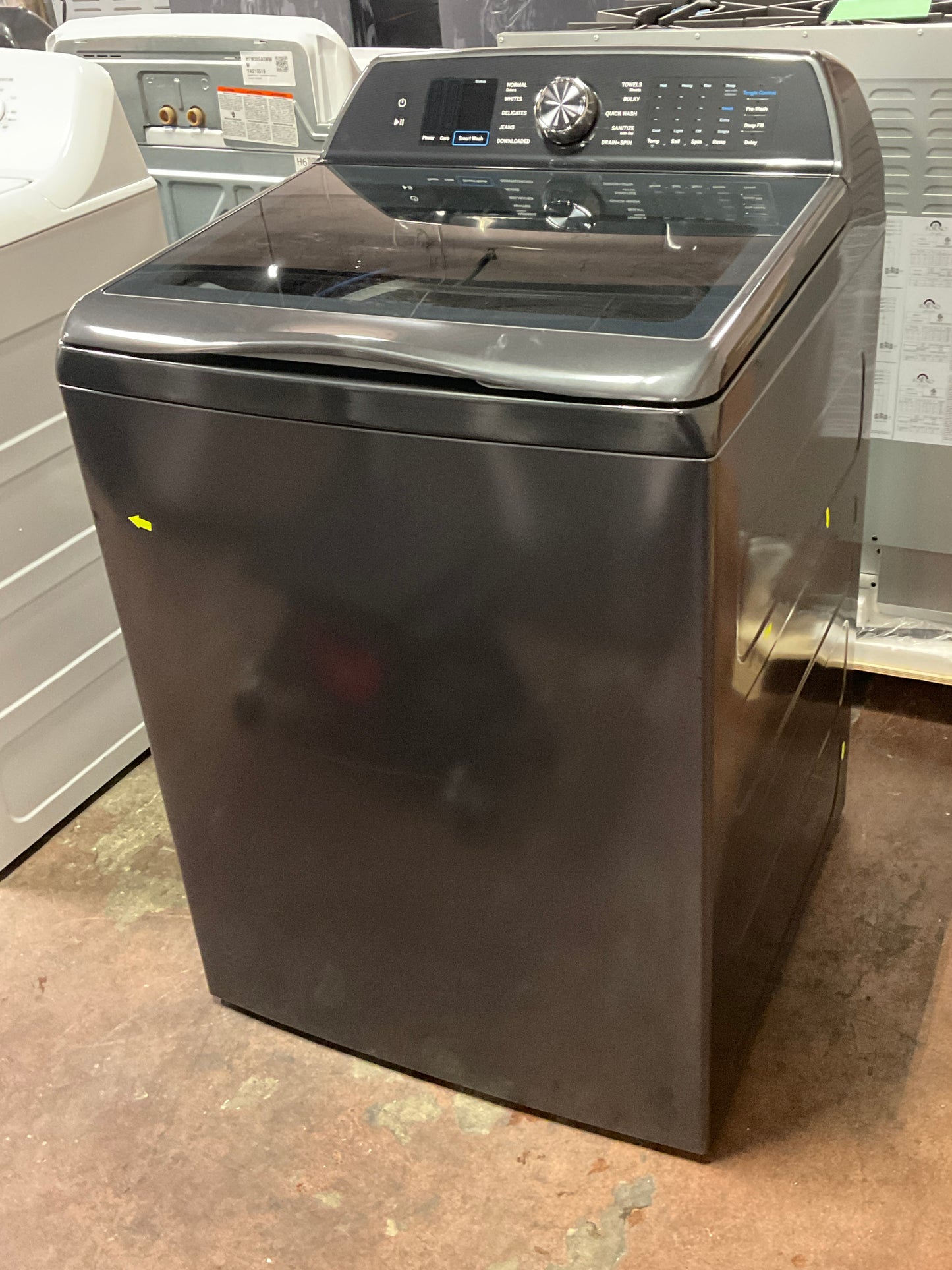 Front view, door closed