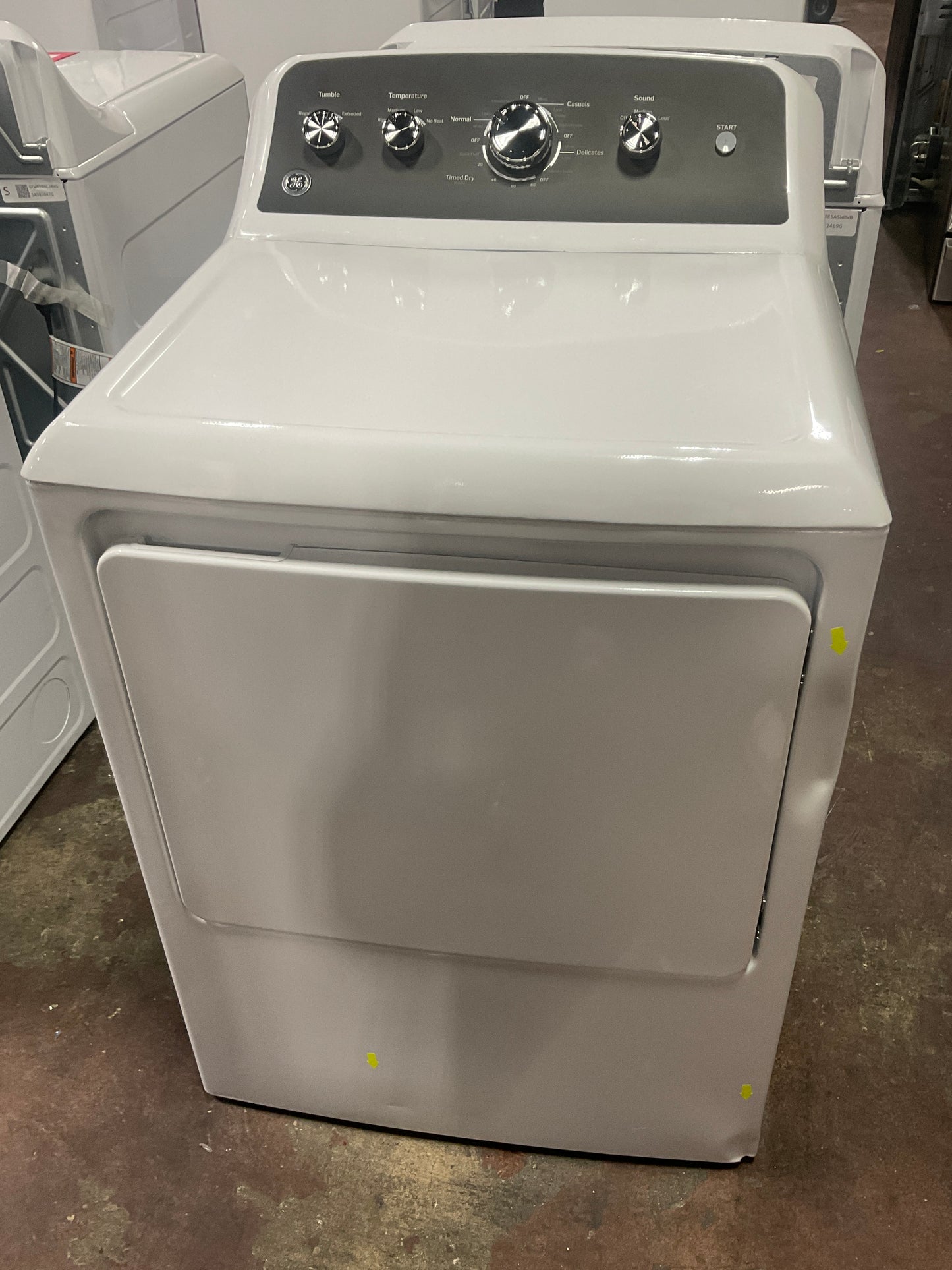 Front view, door closed