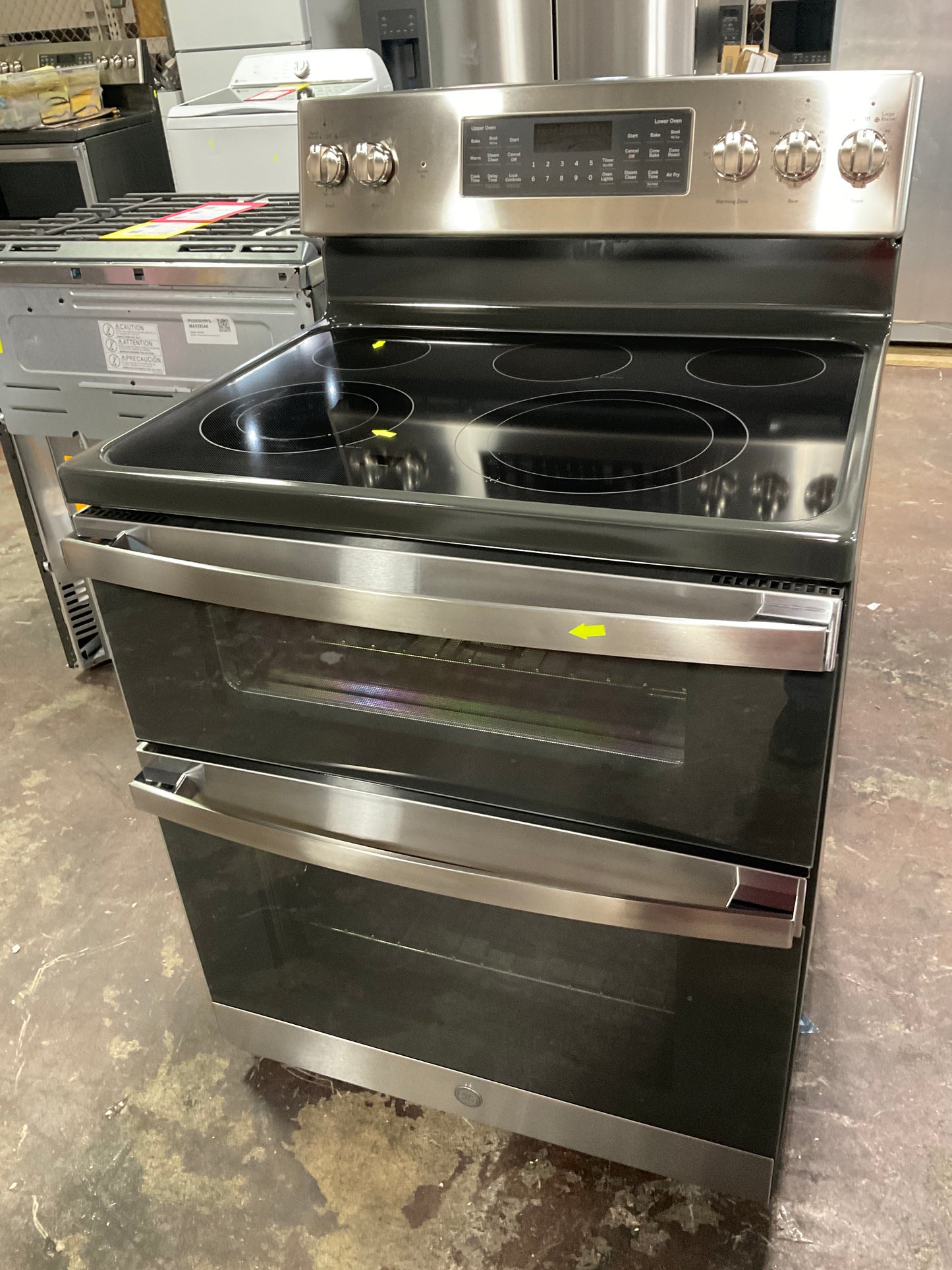 Front view, oven-door closed