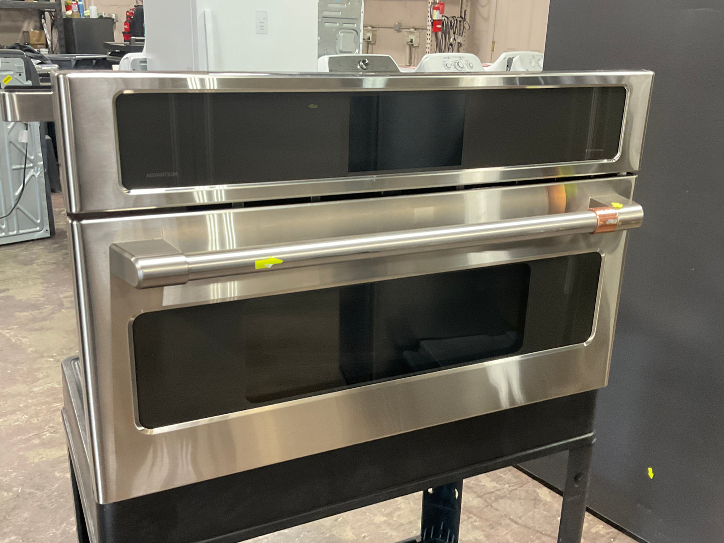 Front view, door closed