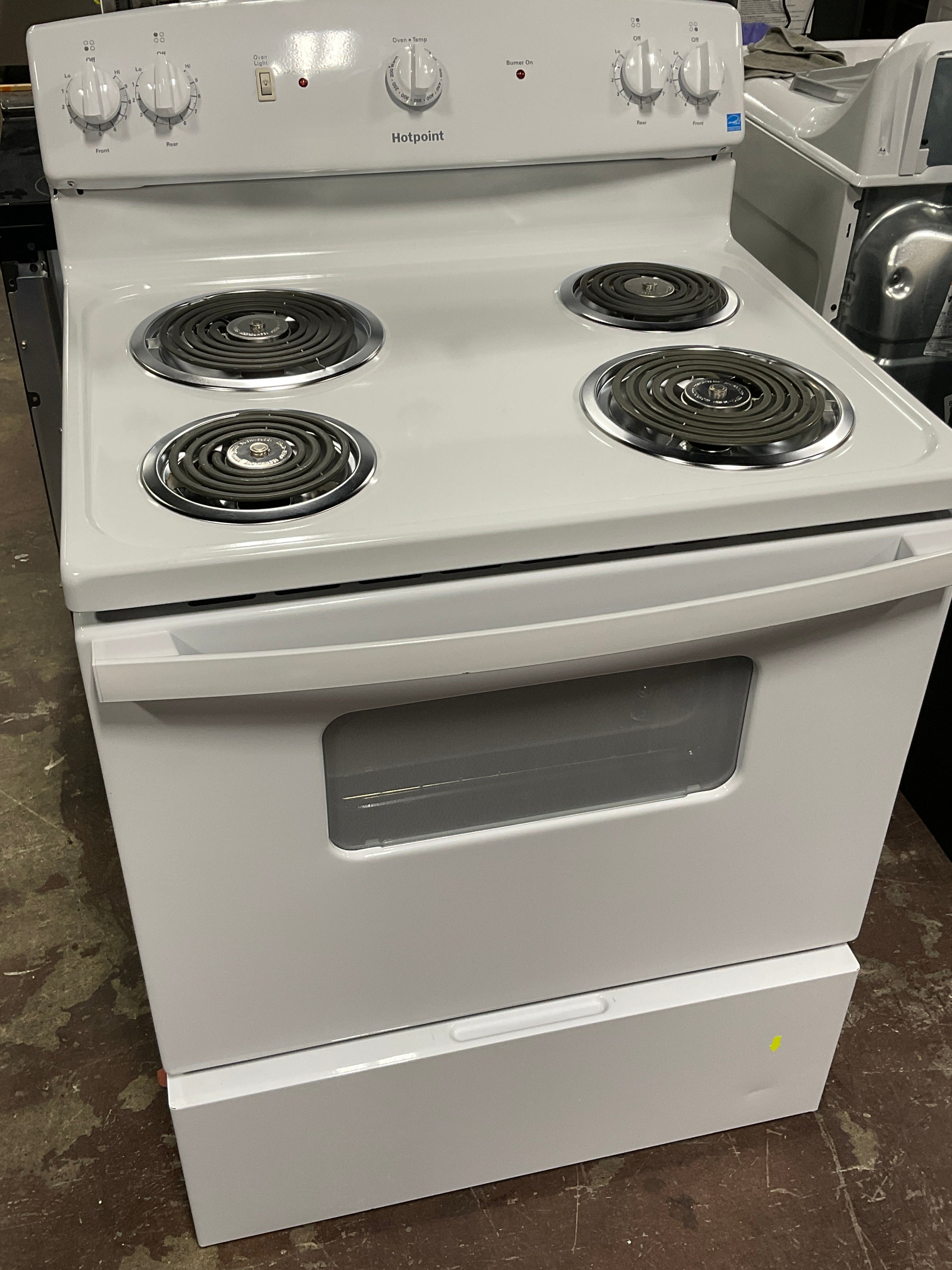 Front view, oven-door closed