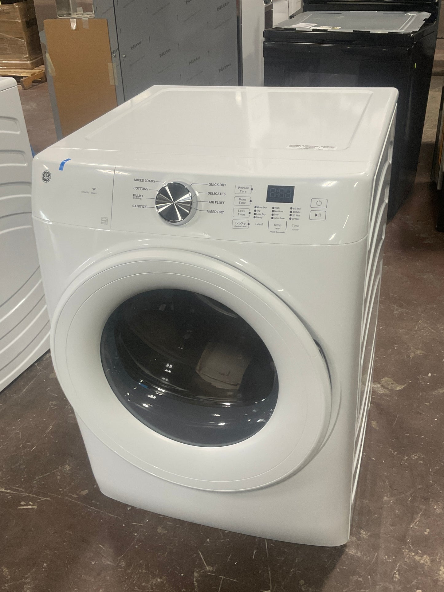 Front view, door closed