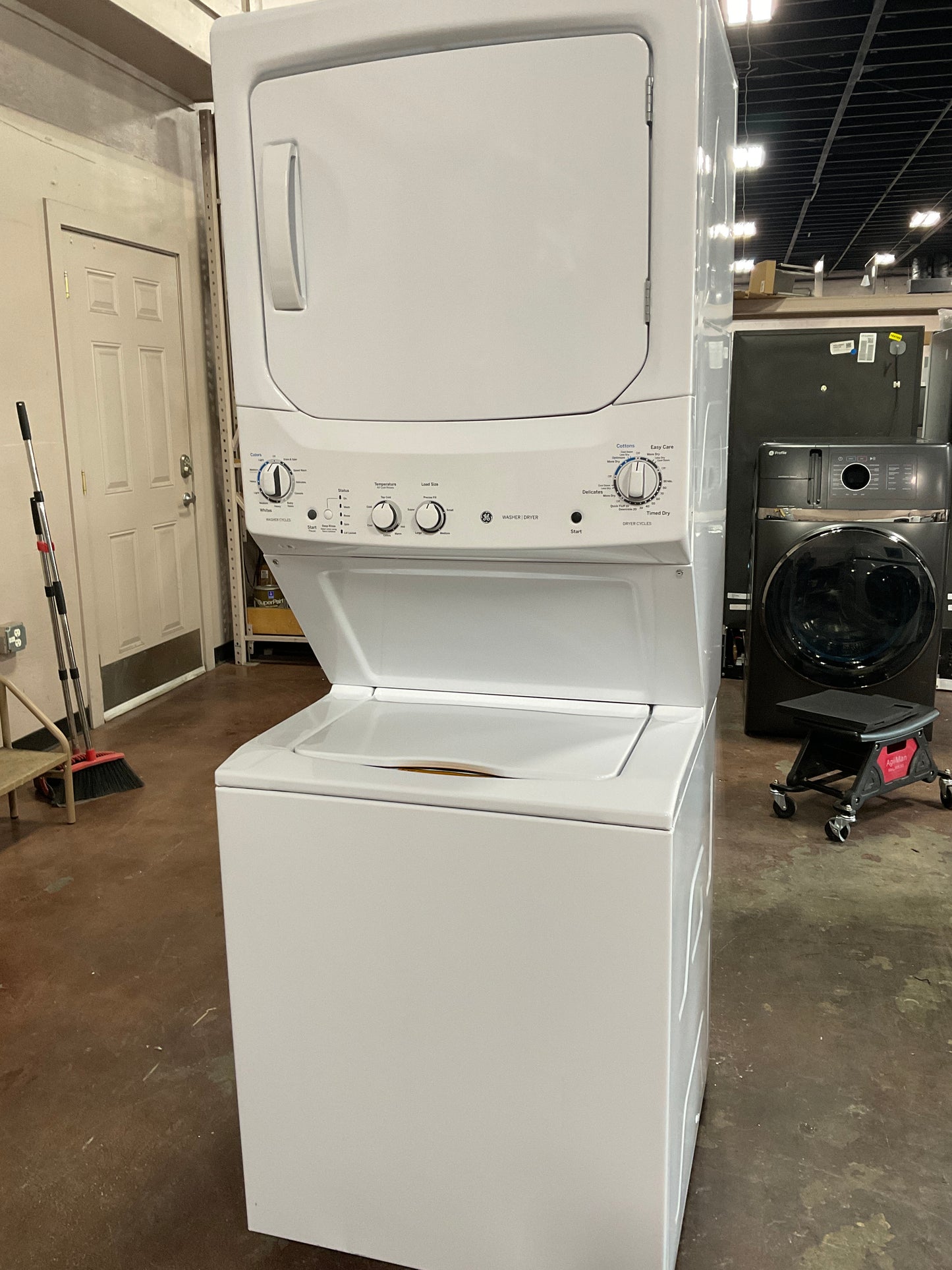 Front view, doors closed