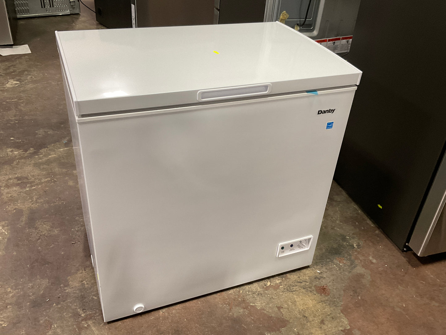 Front view, door closed