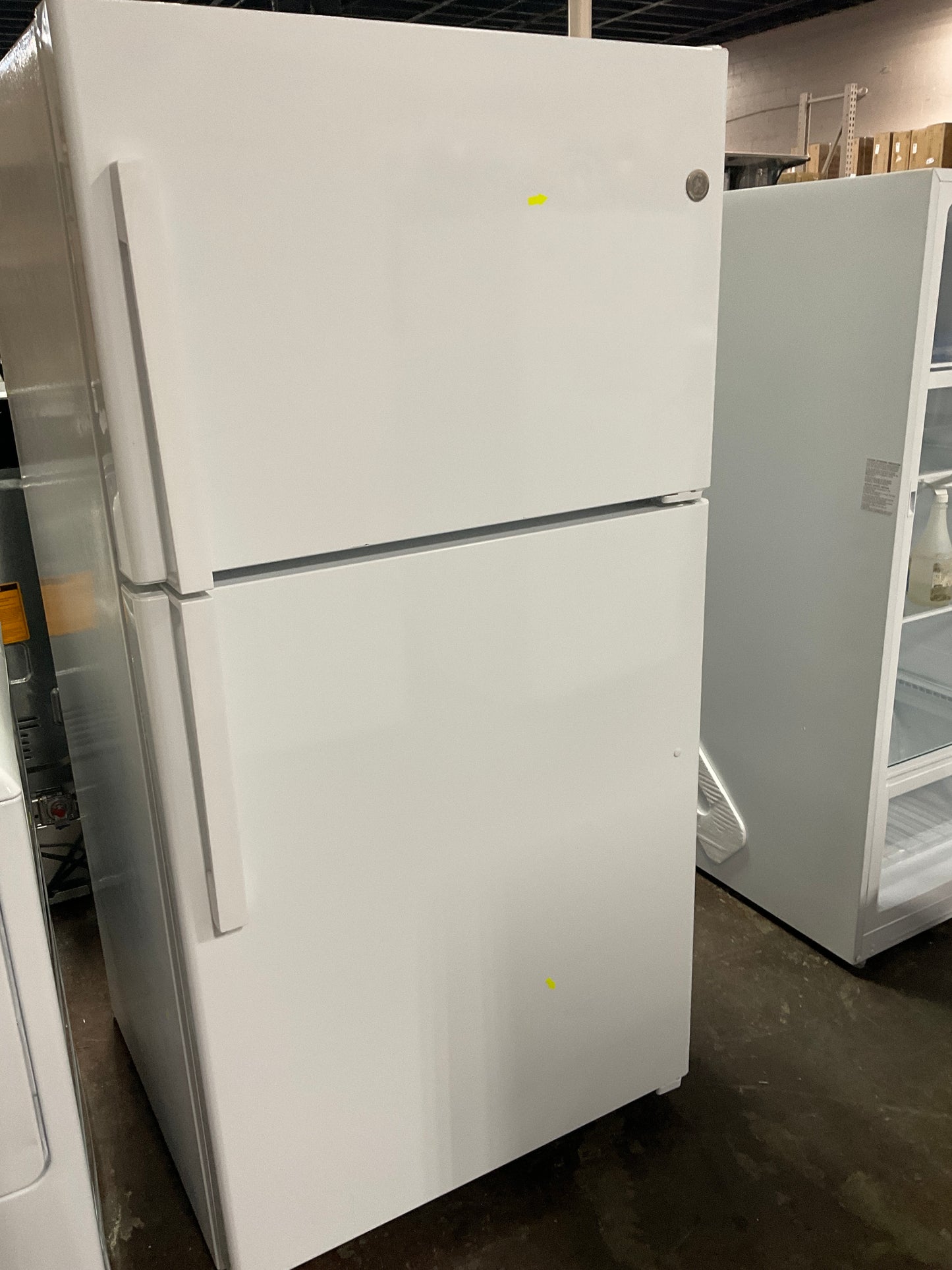 Front view, door closed