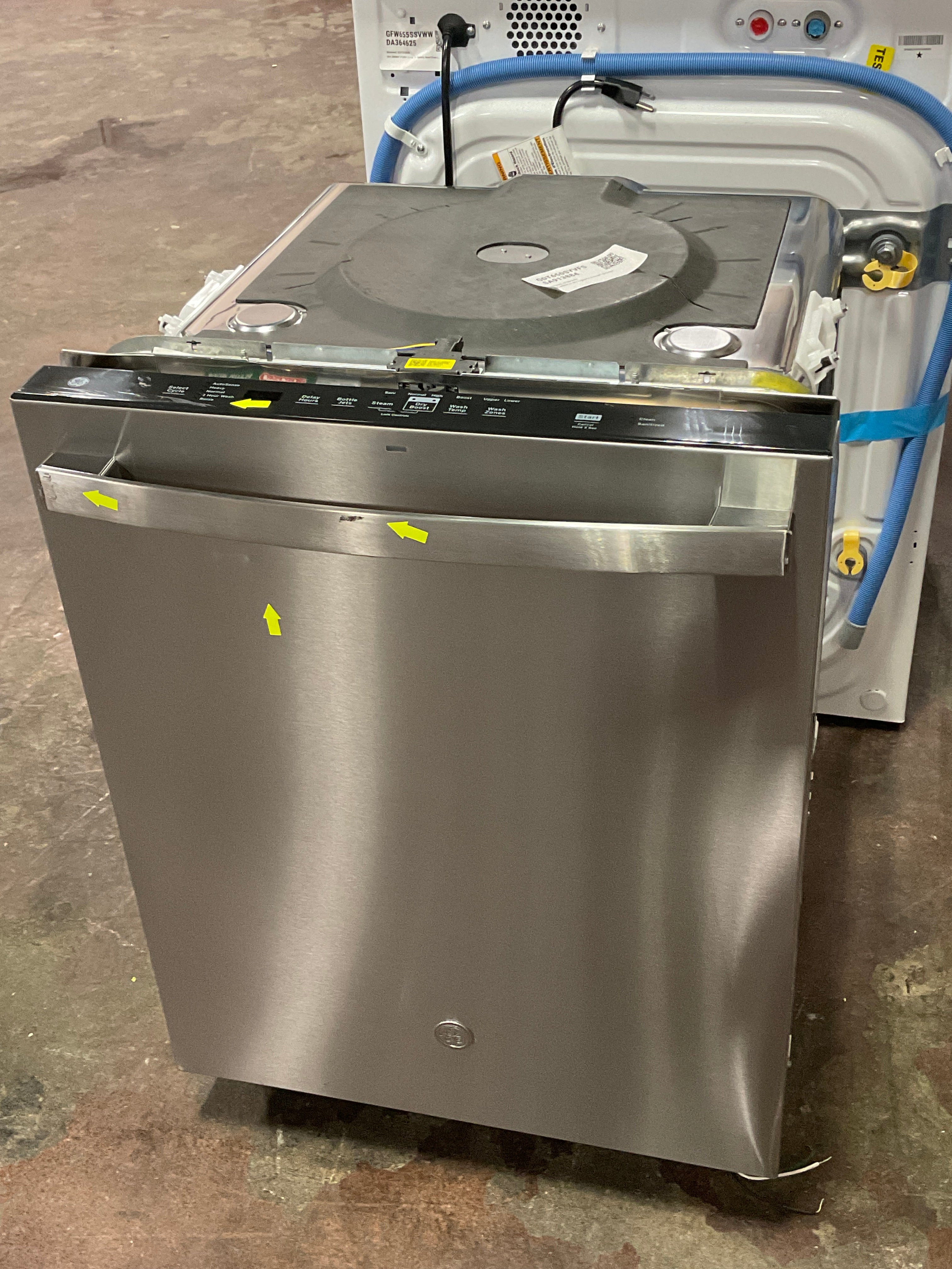 Front view, doors closed