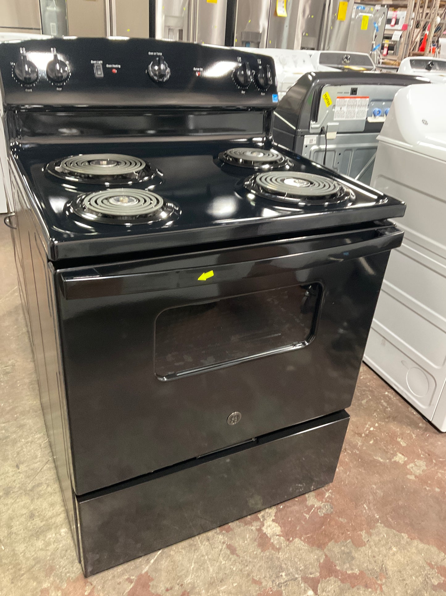 Front view, oven-door closed