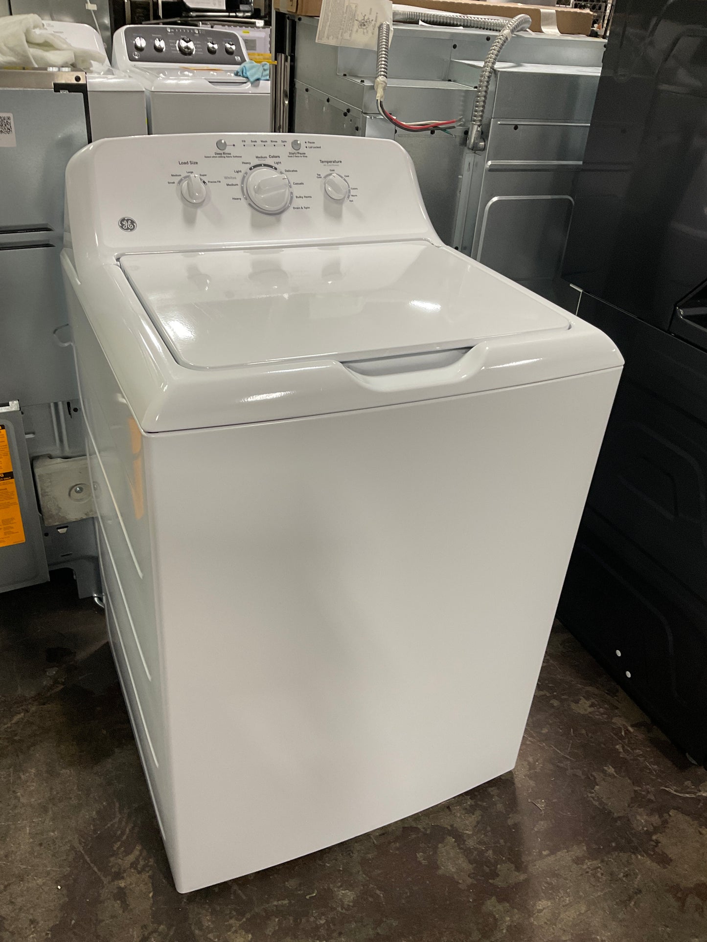 Front view, door closed