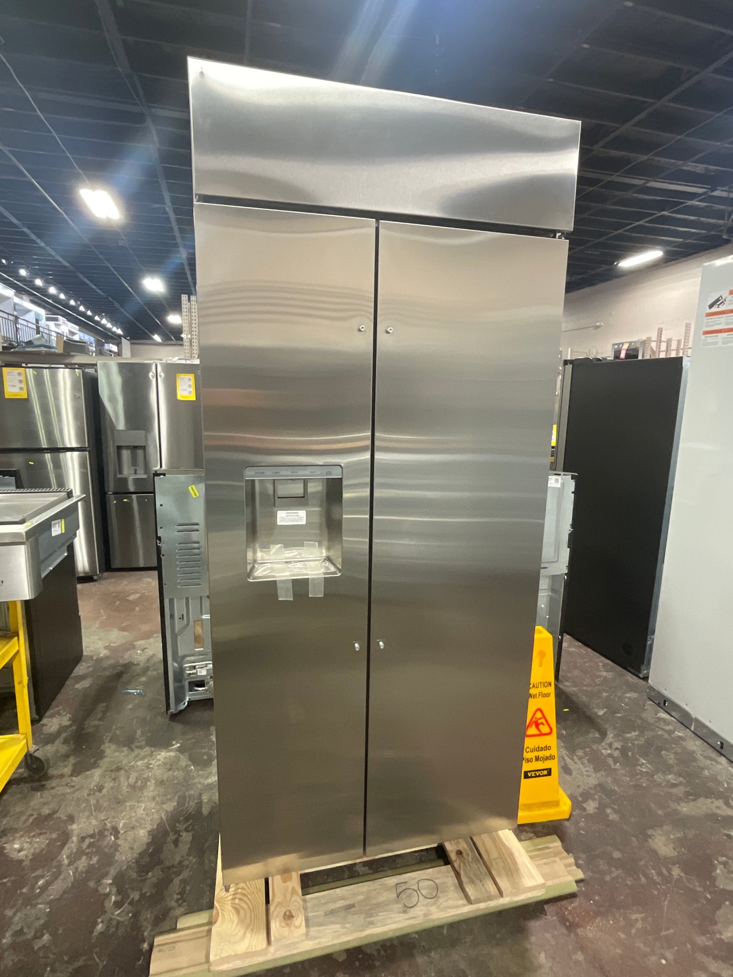 Front view, door closed
