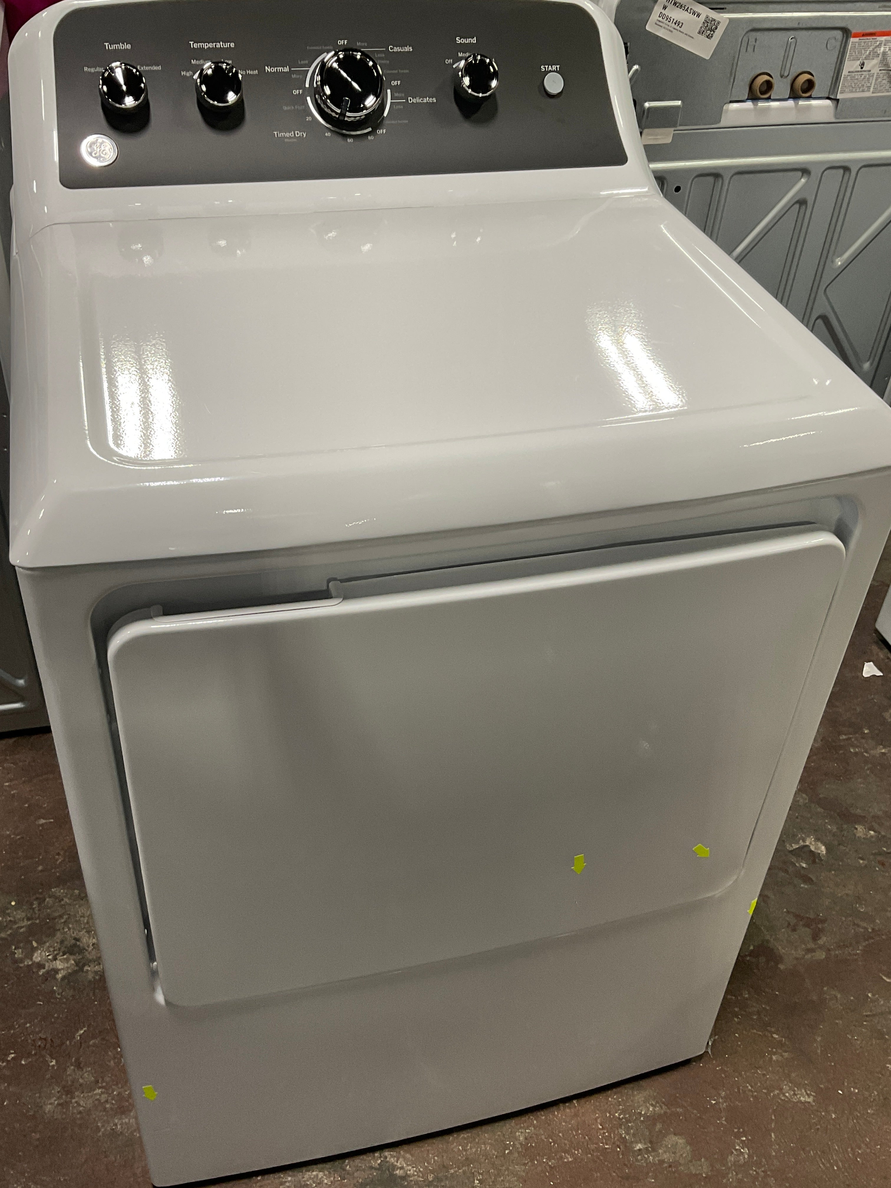 Front view, door closed