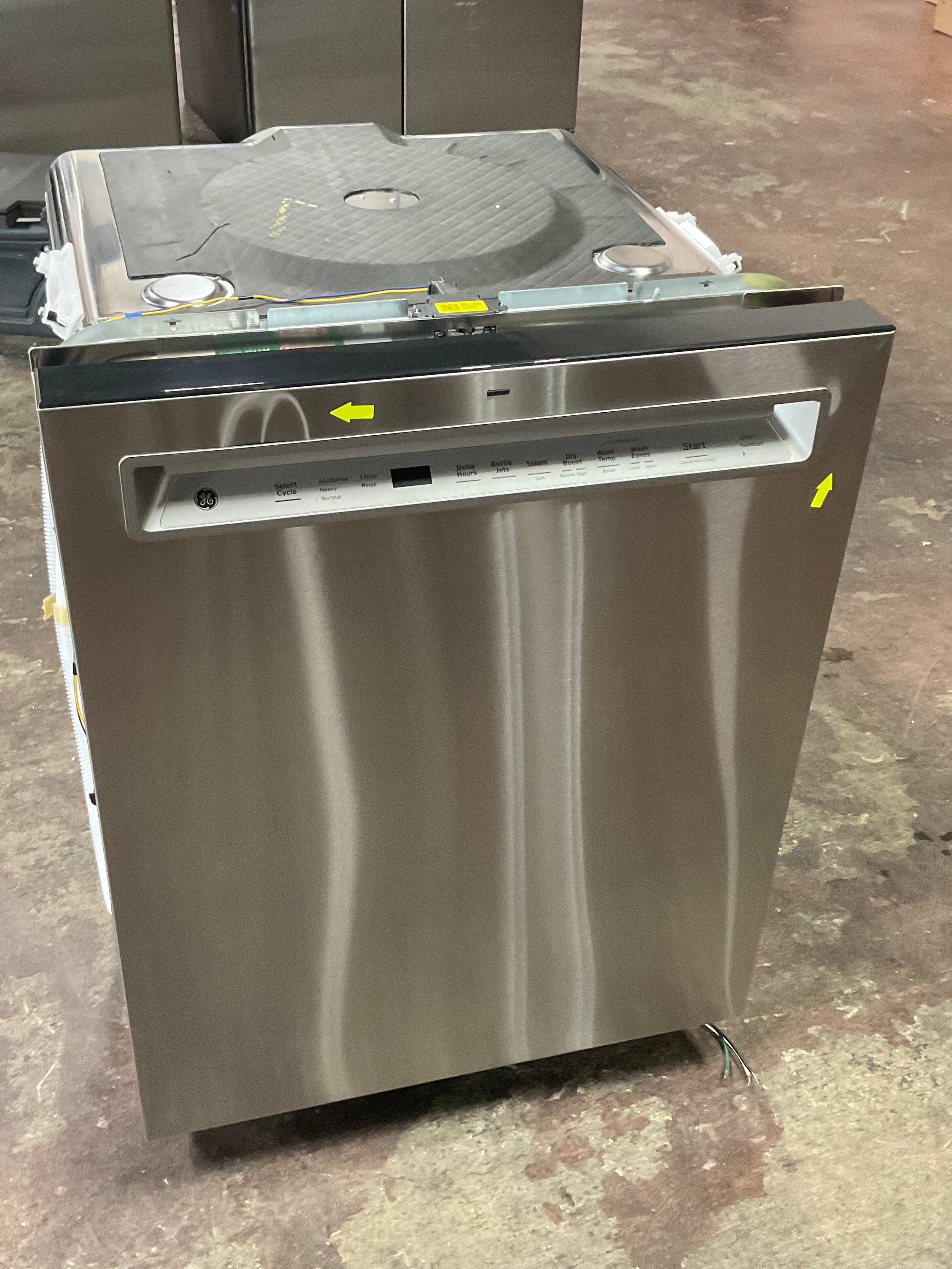 Front view, doors closed