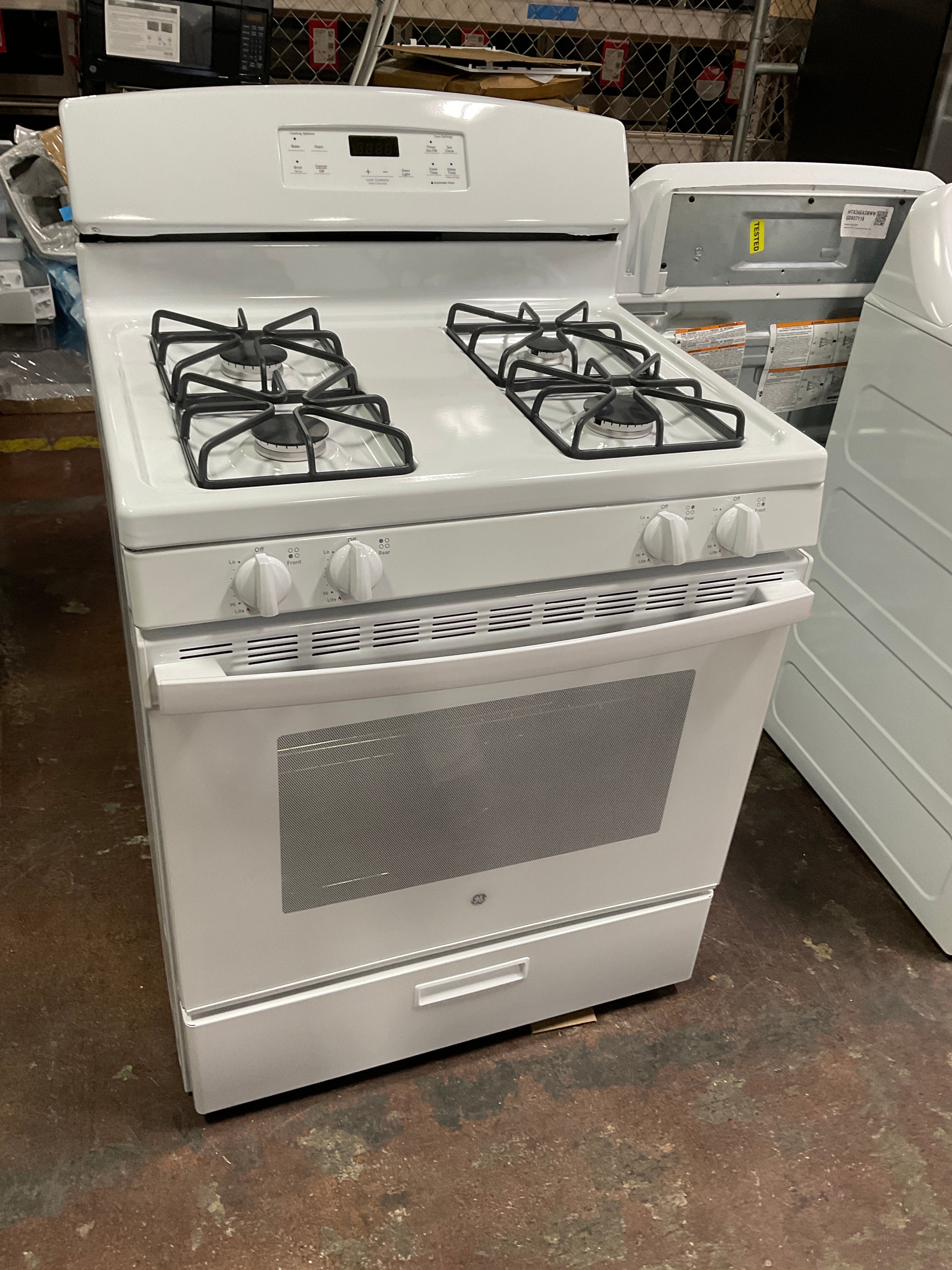 Front view, oven-door closed