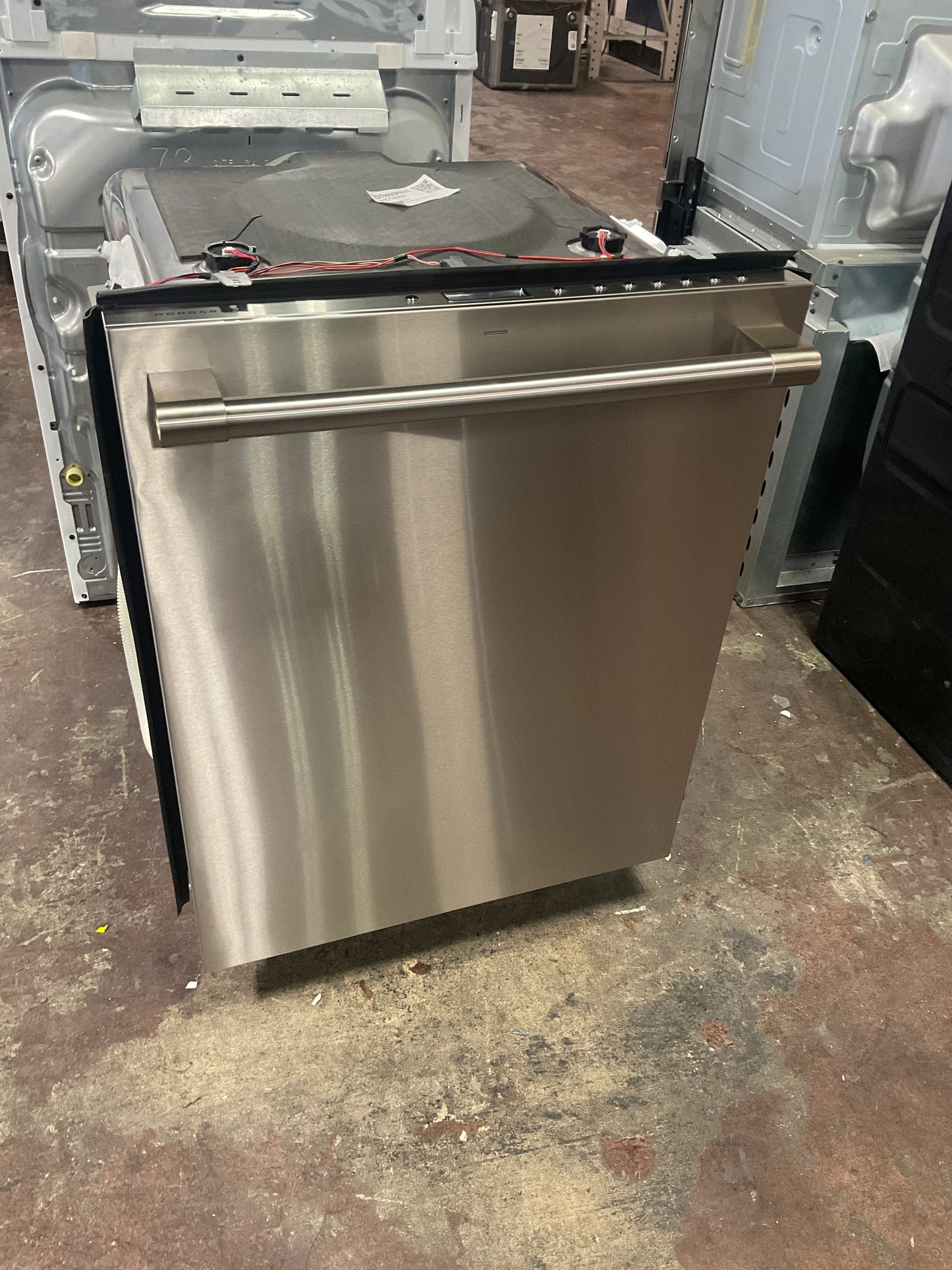 Front view, doors closed