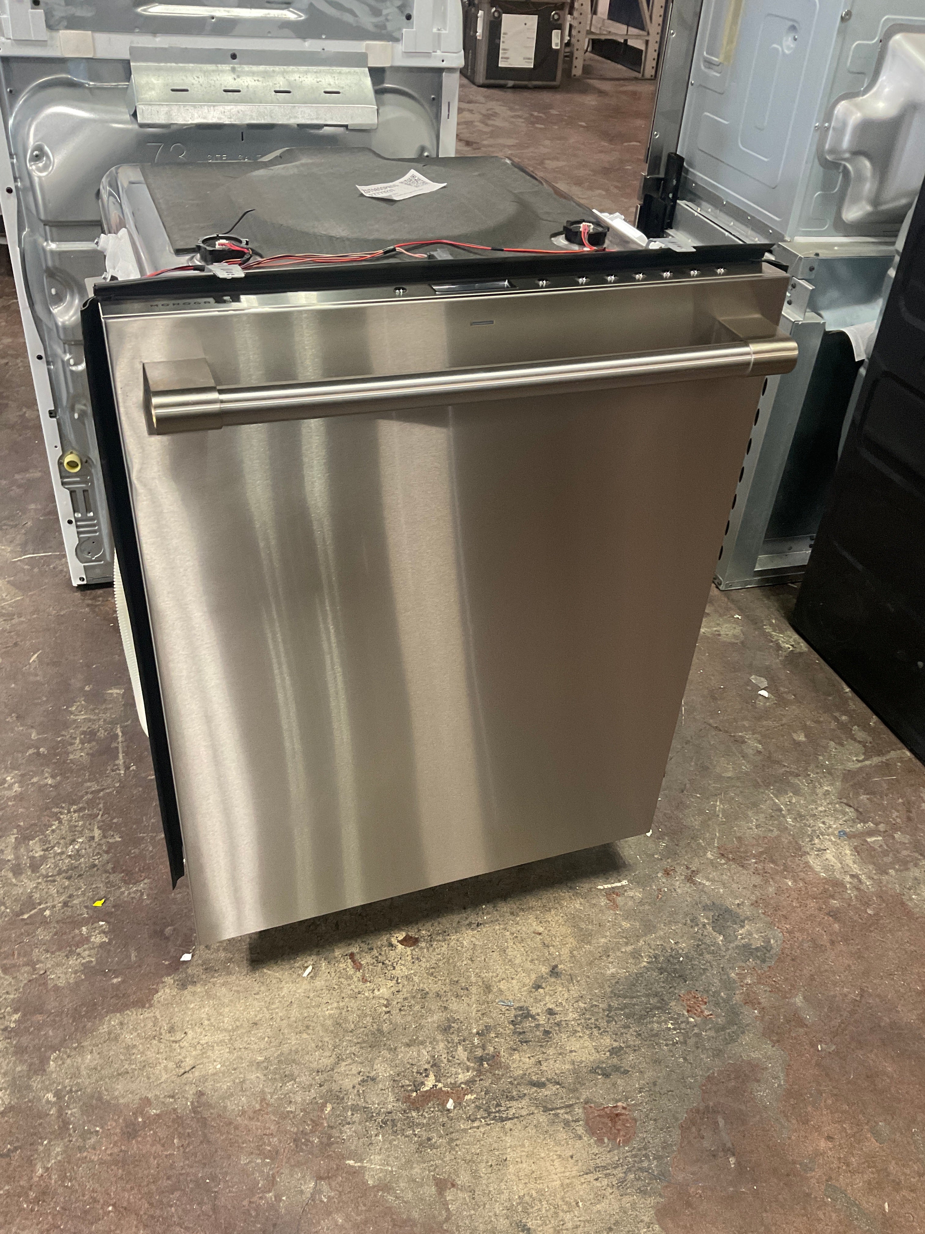 Front view, doors closed