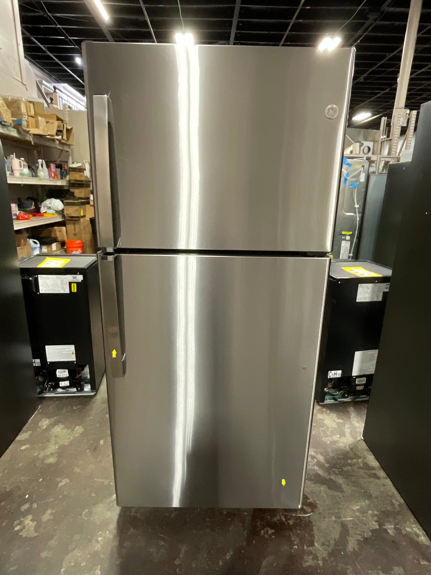 Front view, door closed