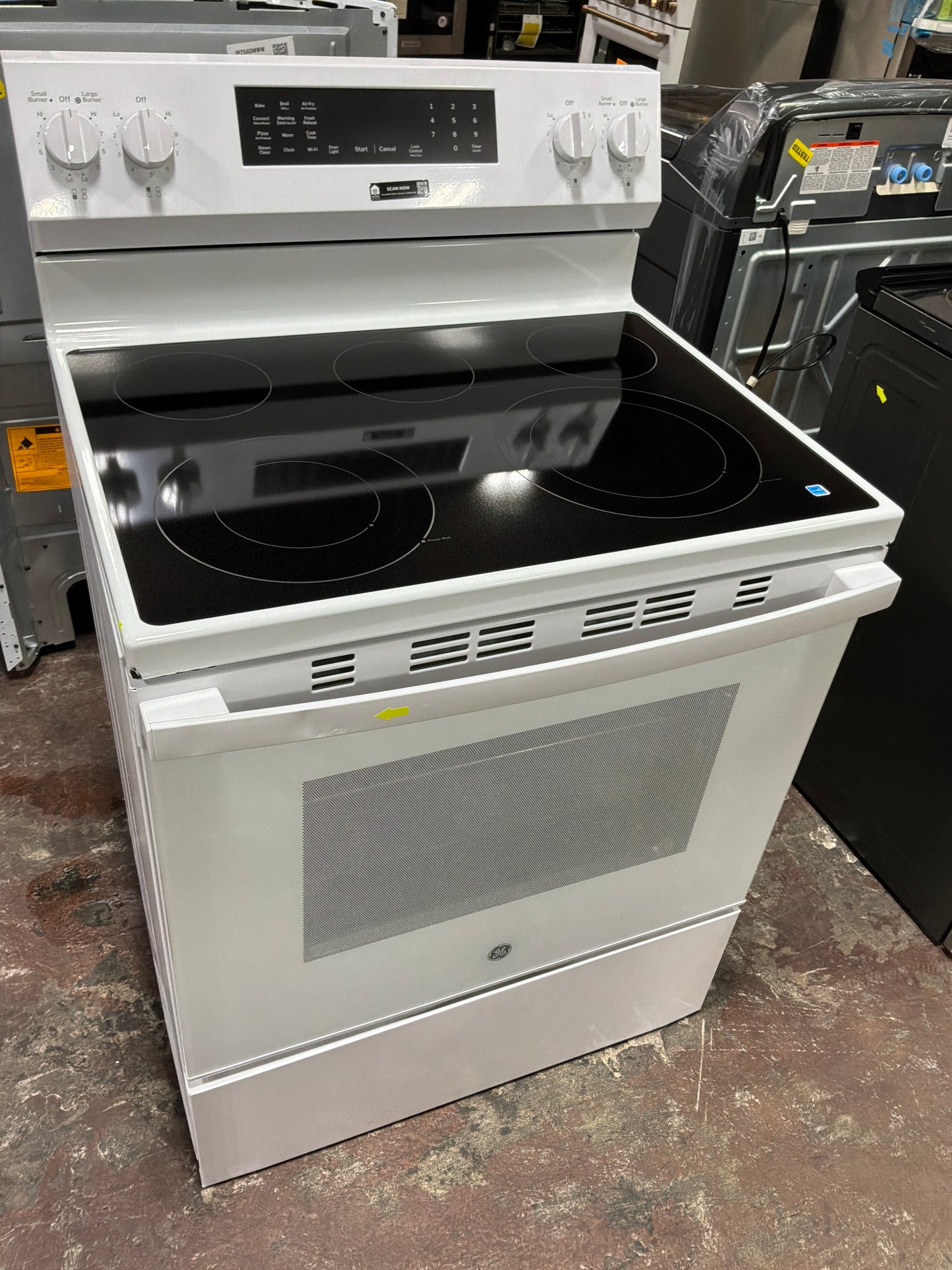 Front view, oven-door closed