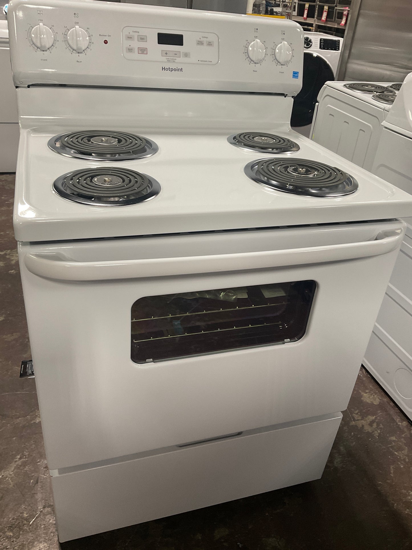 Front view, oven-door closed