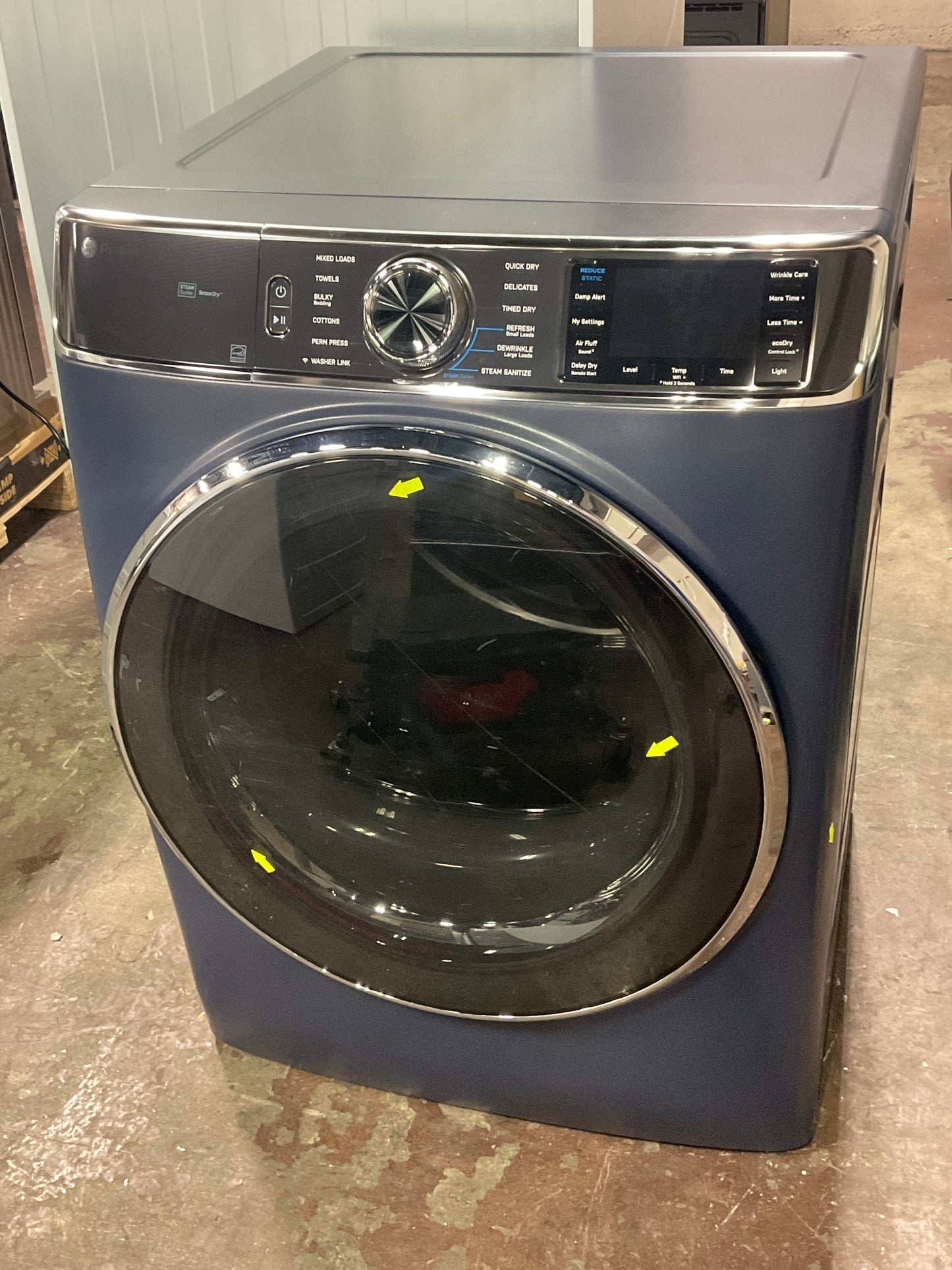 Front view, door closed