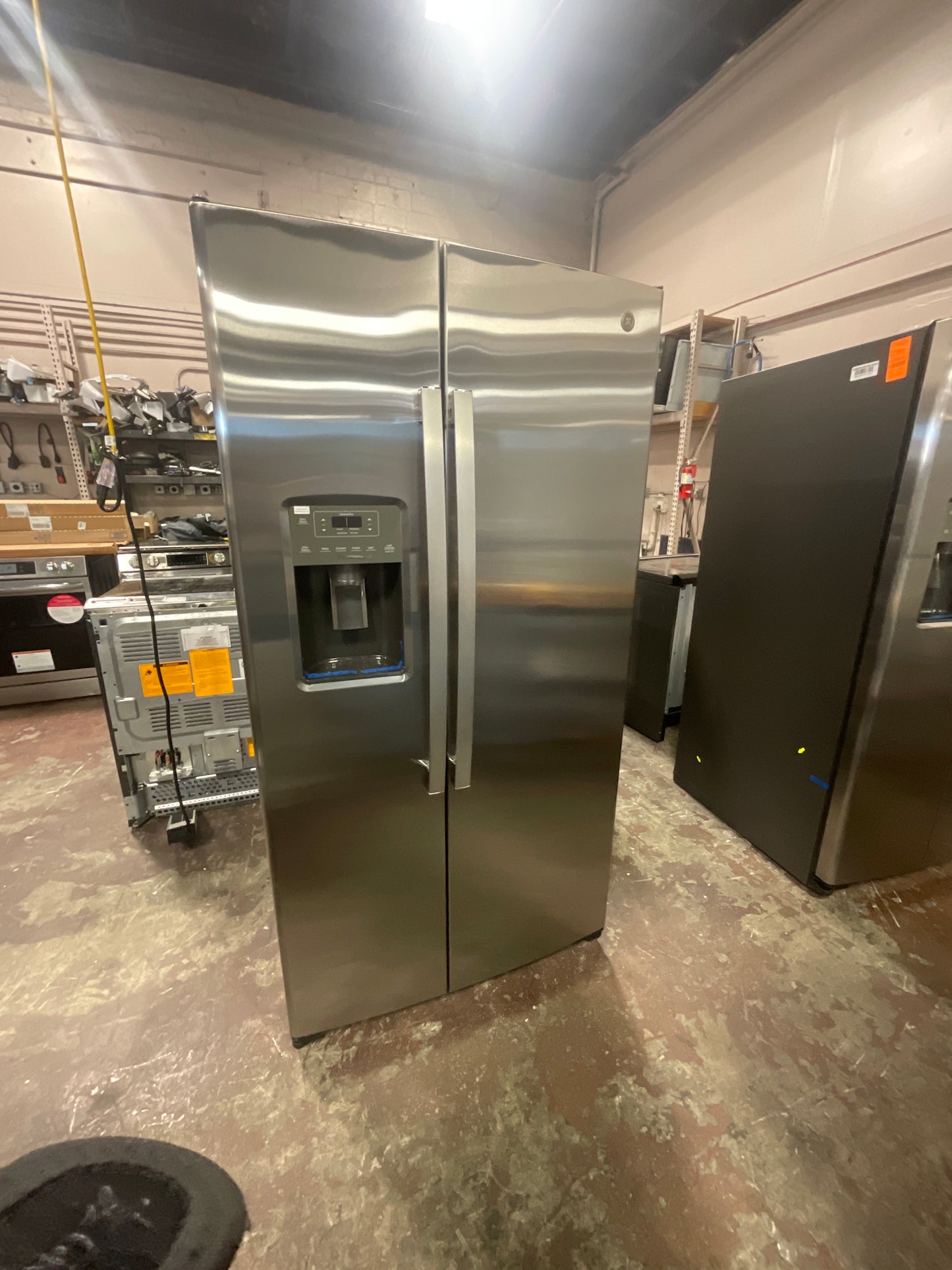 Front view, door closed