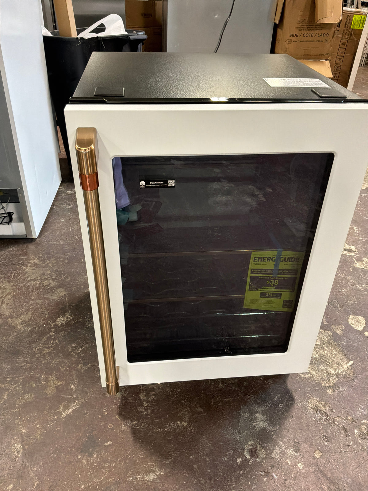 Front view, door closed