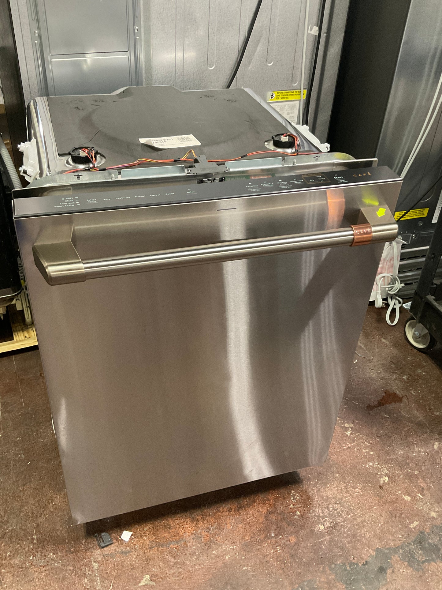 Front view, doors closed