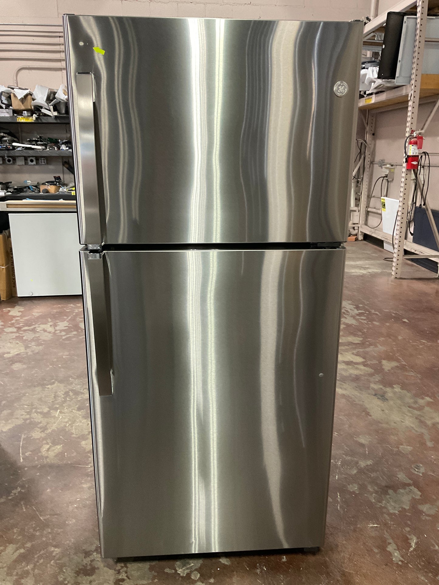 Front view, door closed