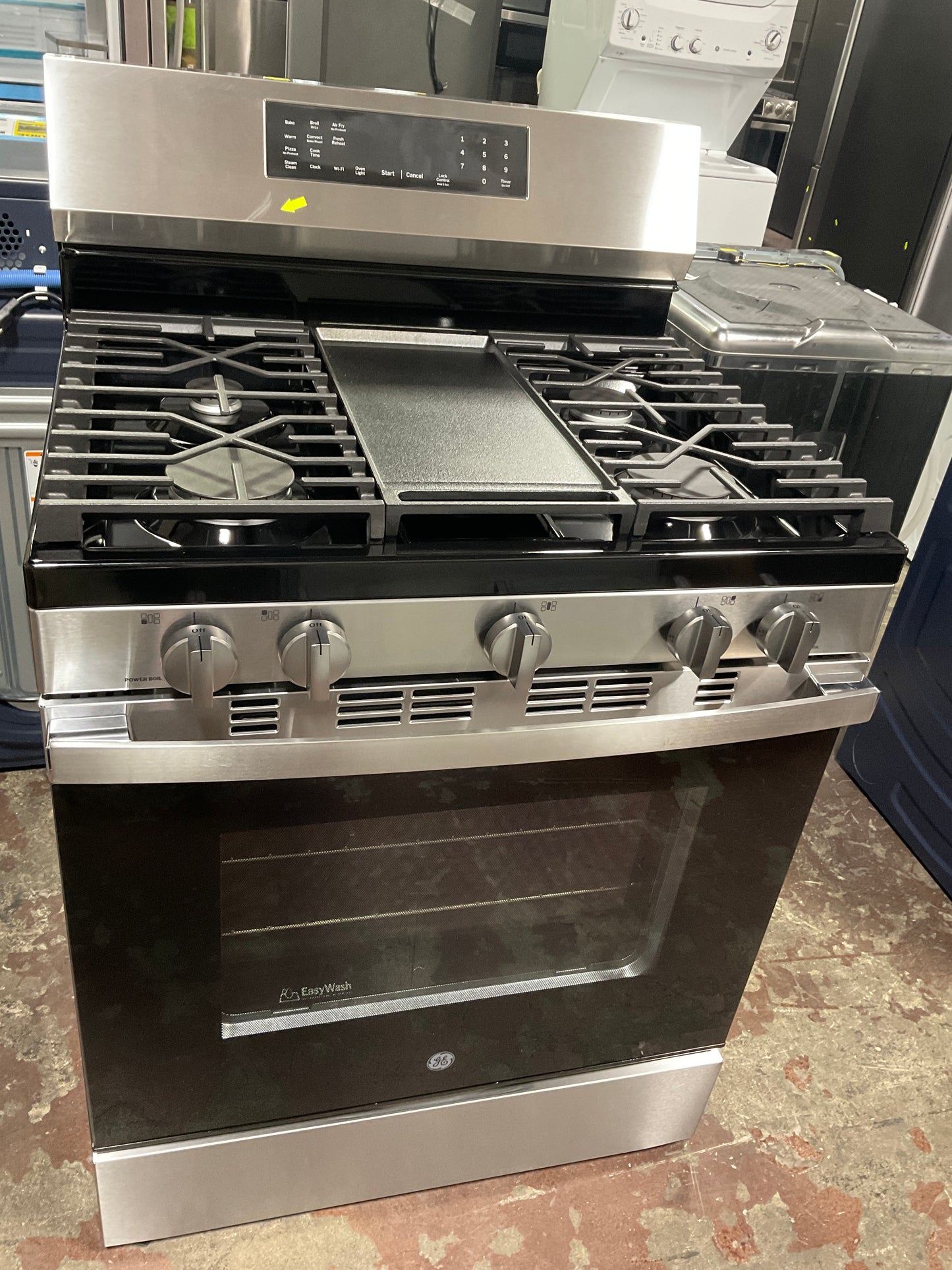 Front view, oven-door closed