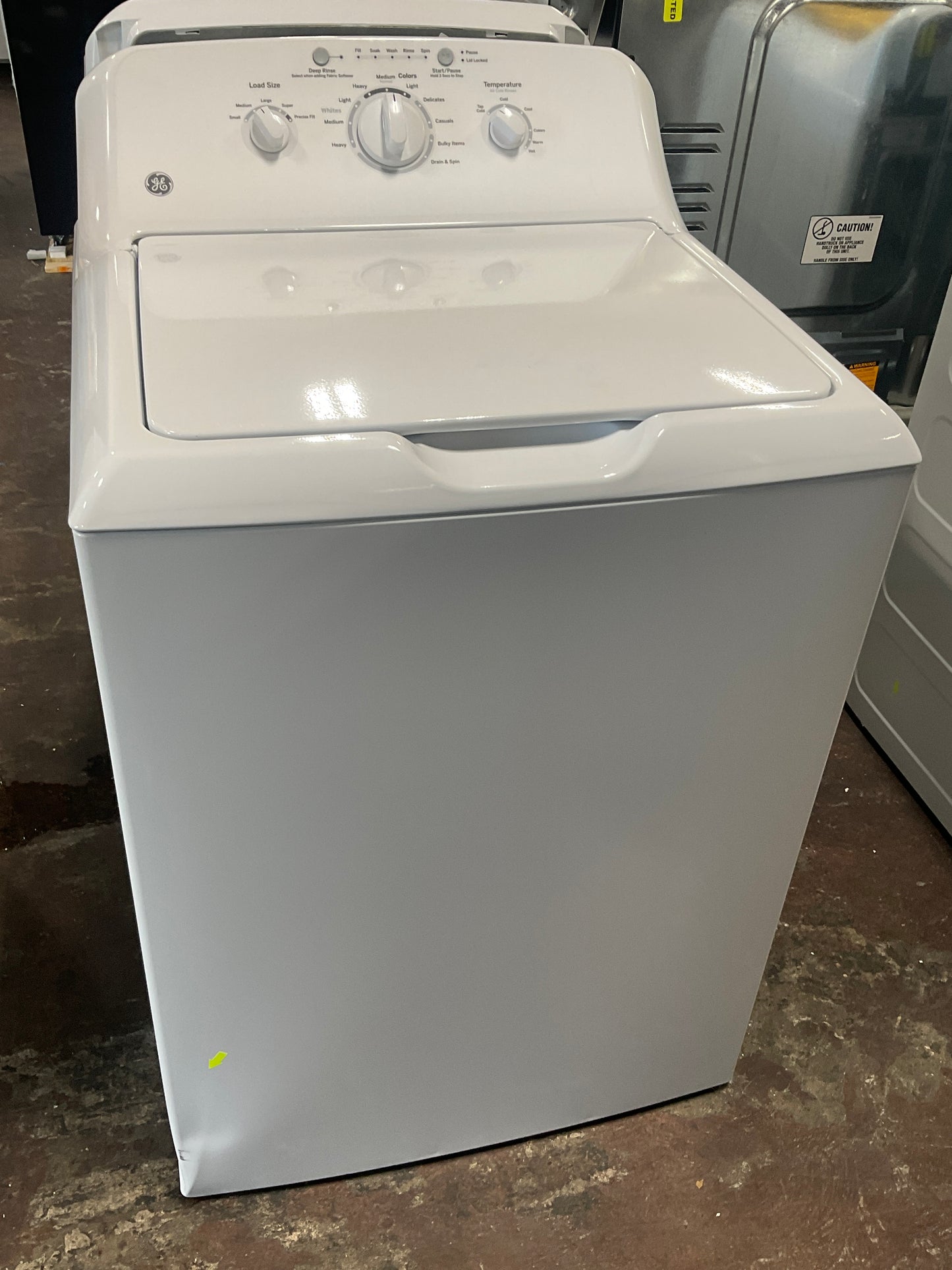 Front view, door closed