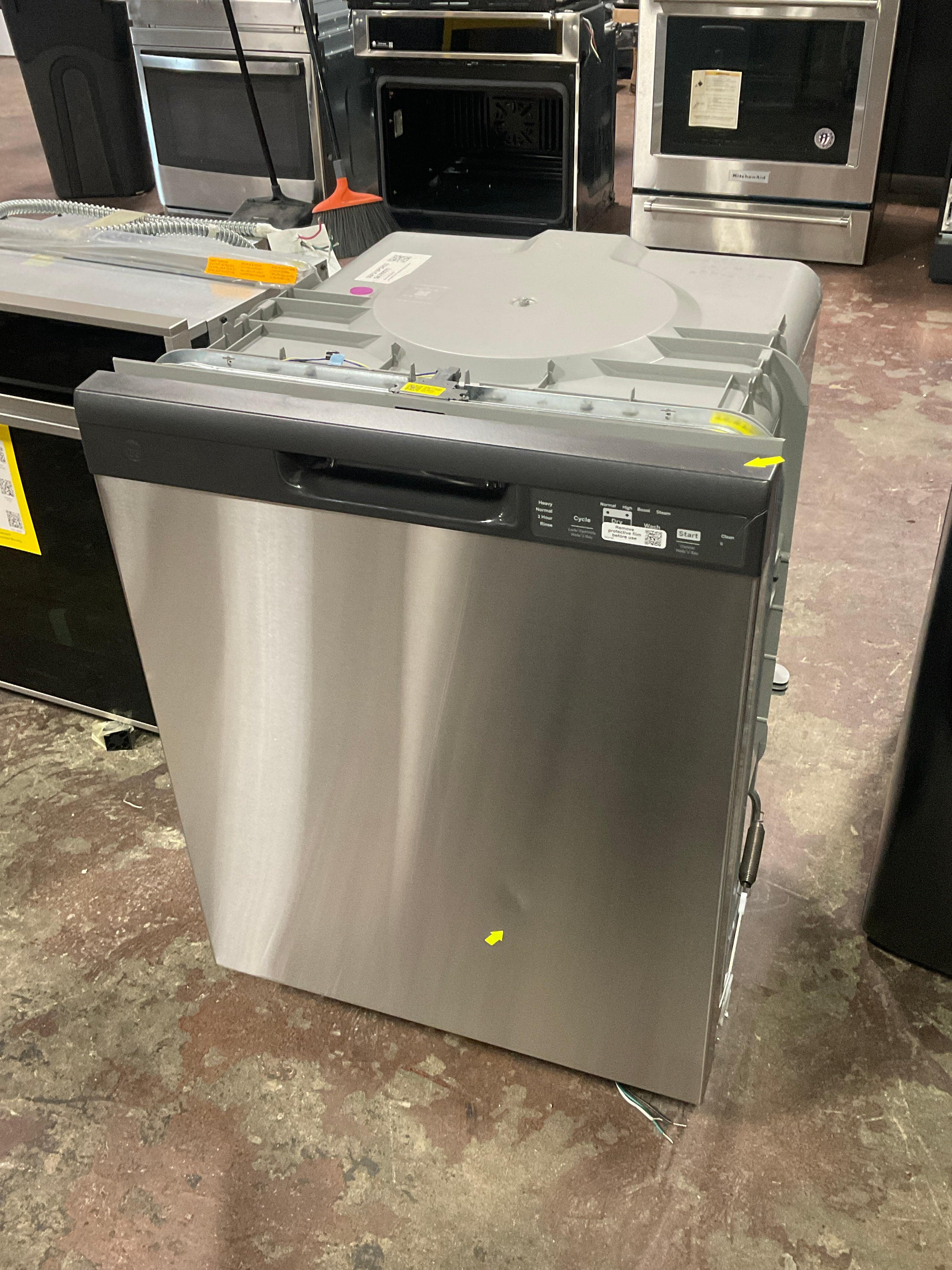 Front view, doors closed