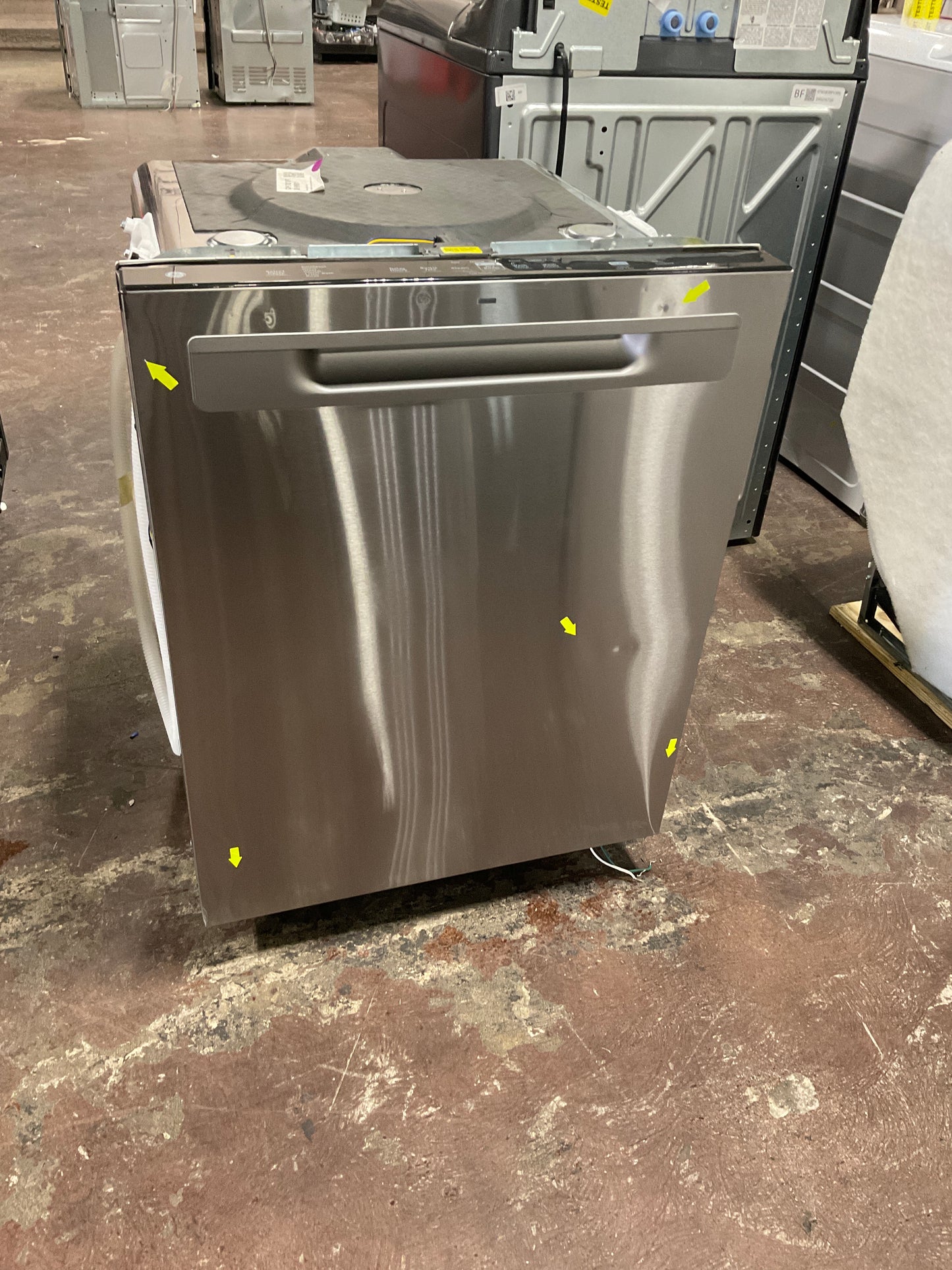 Front view, doors closed