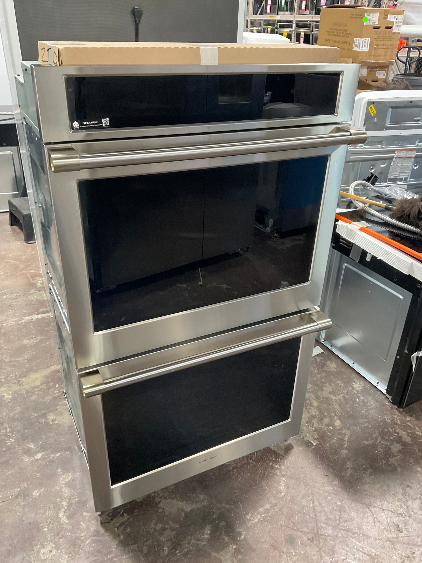 Front view, door closed