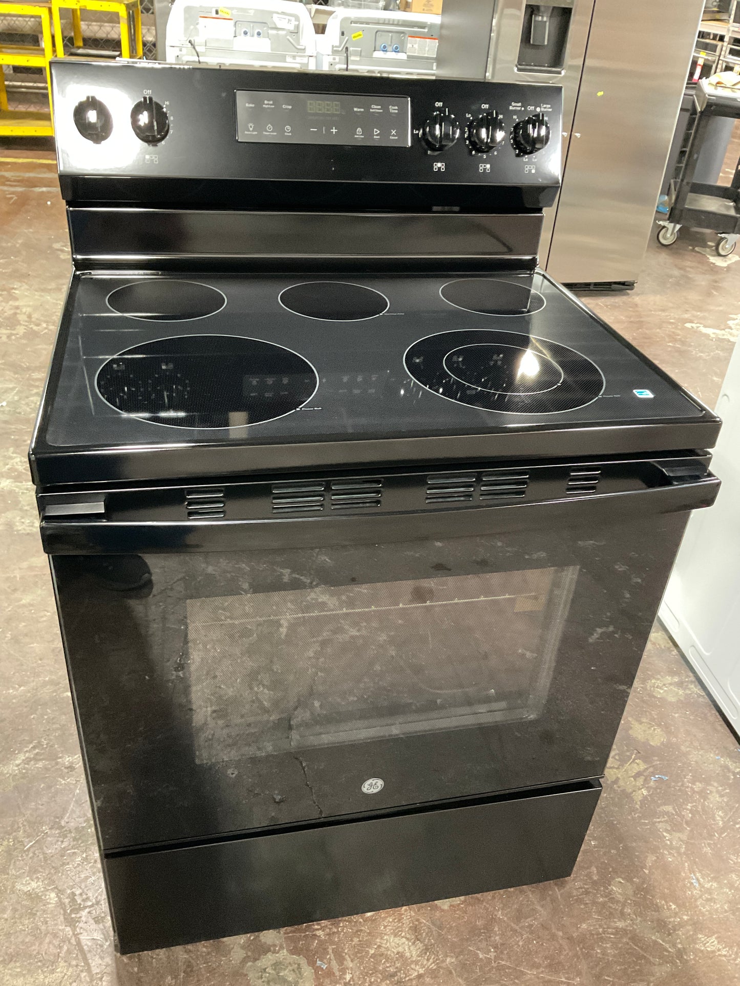 Front view, oven-door closed