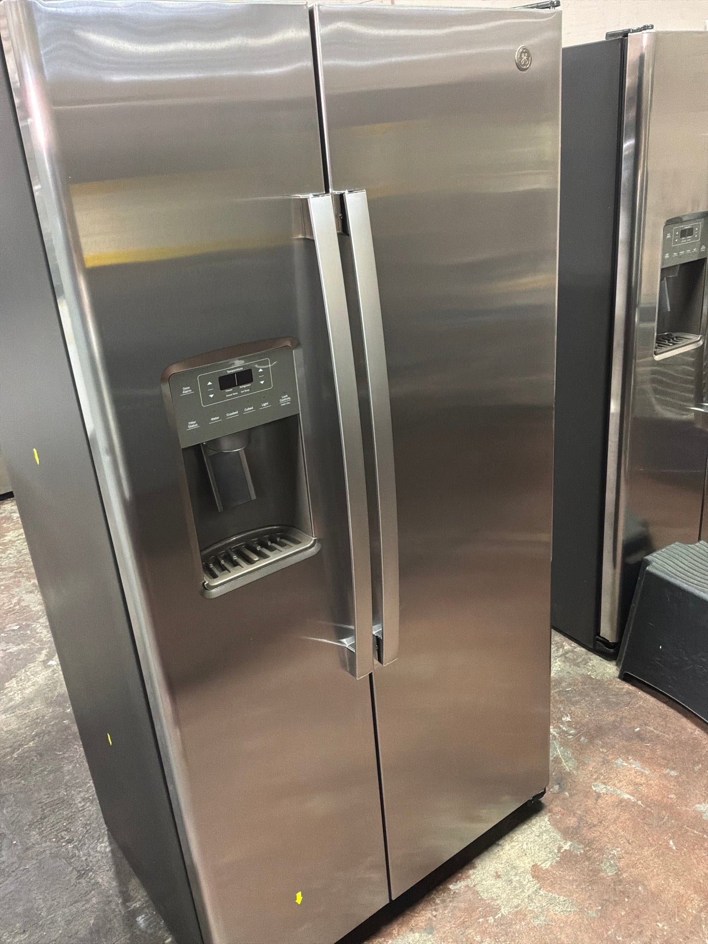 Front view, door closed