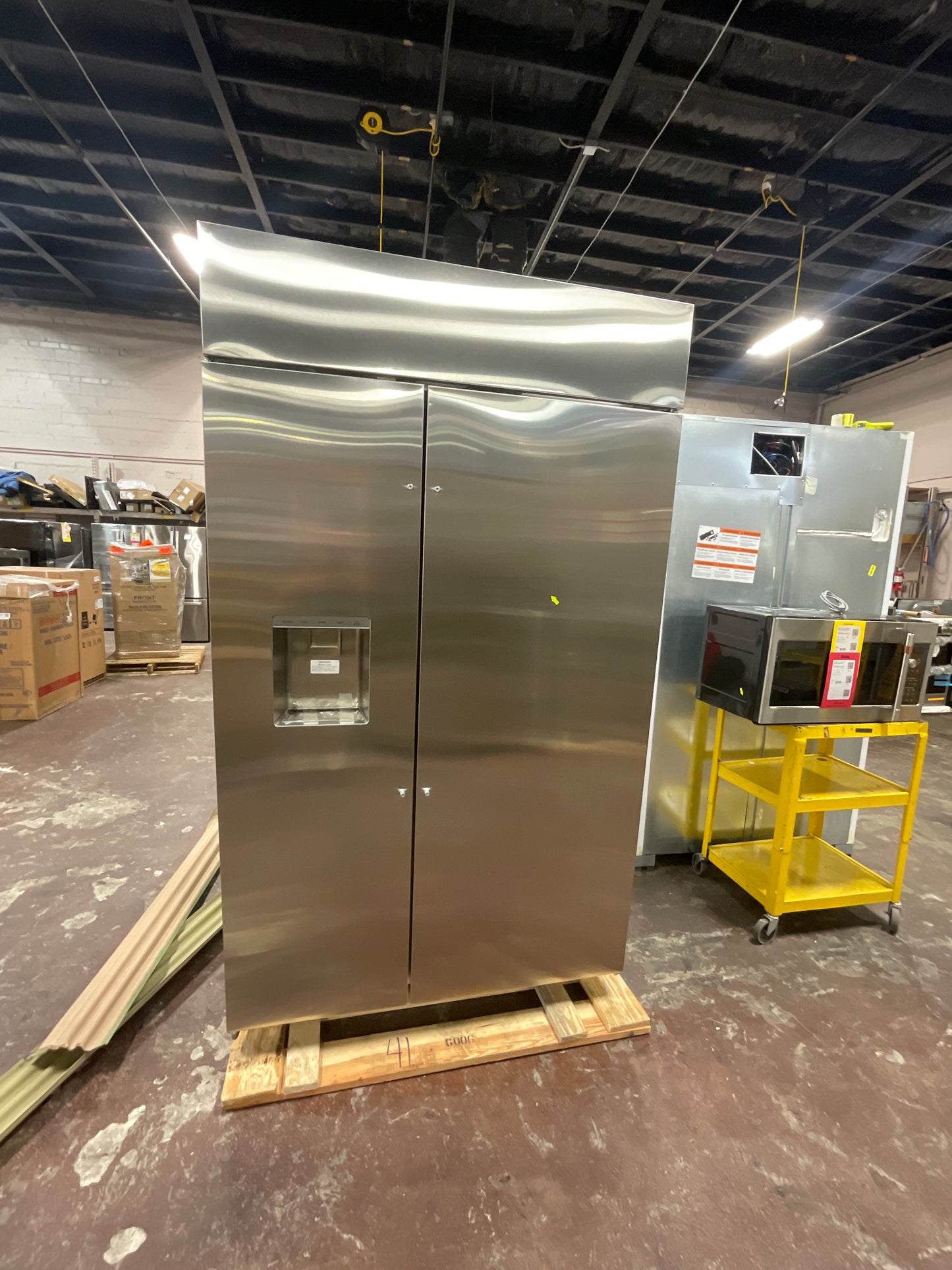 Front view, door closed