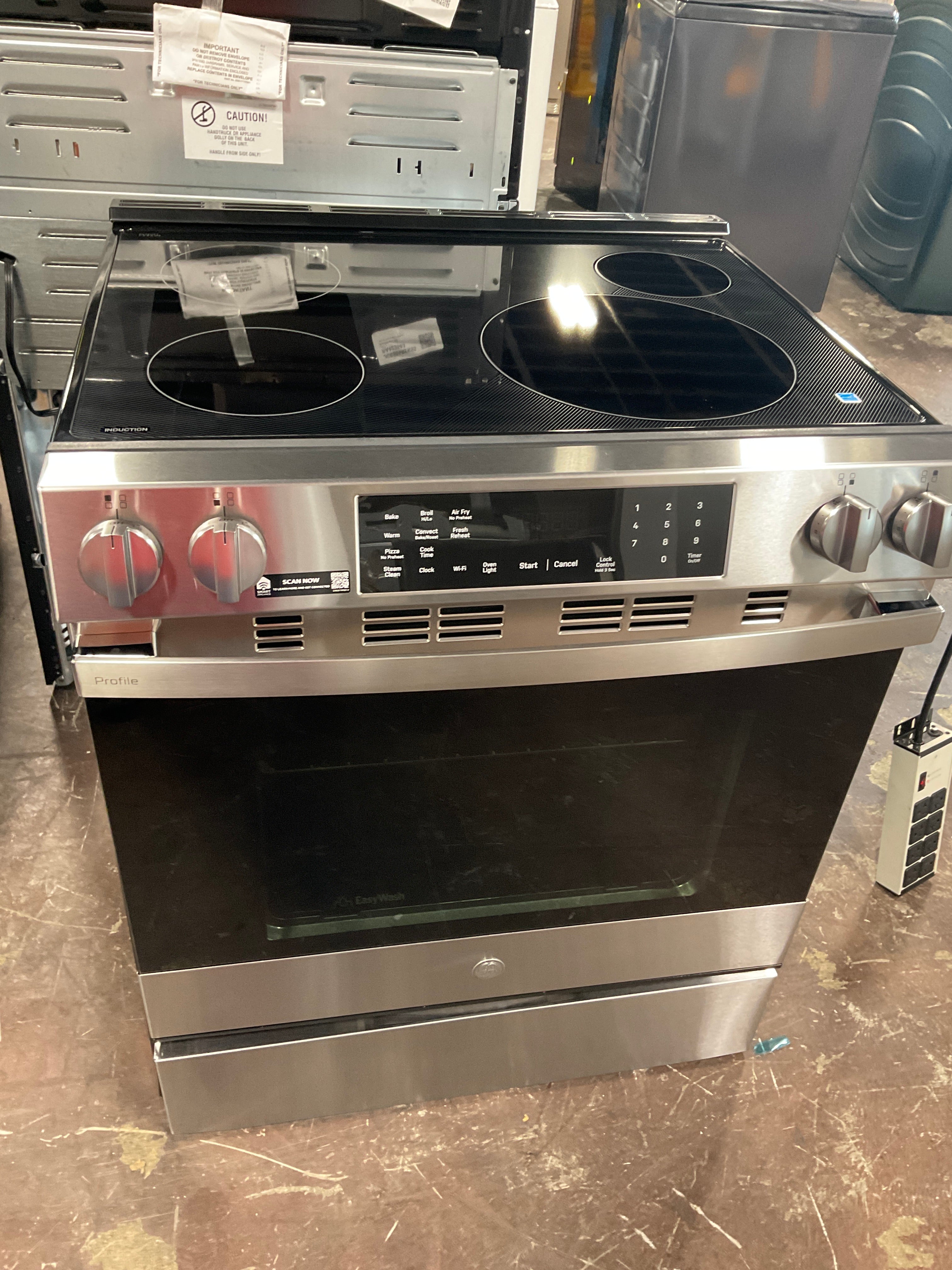 Front view, oven-door closed
