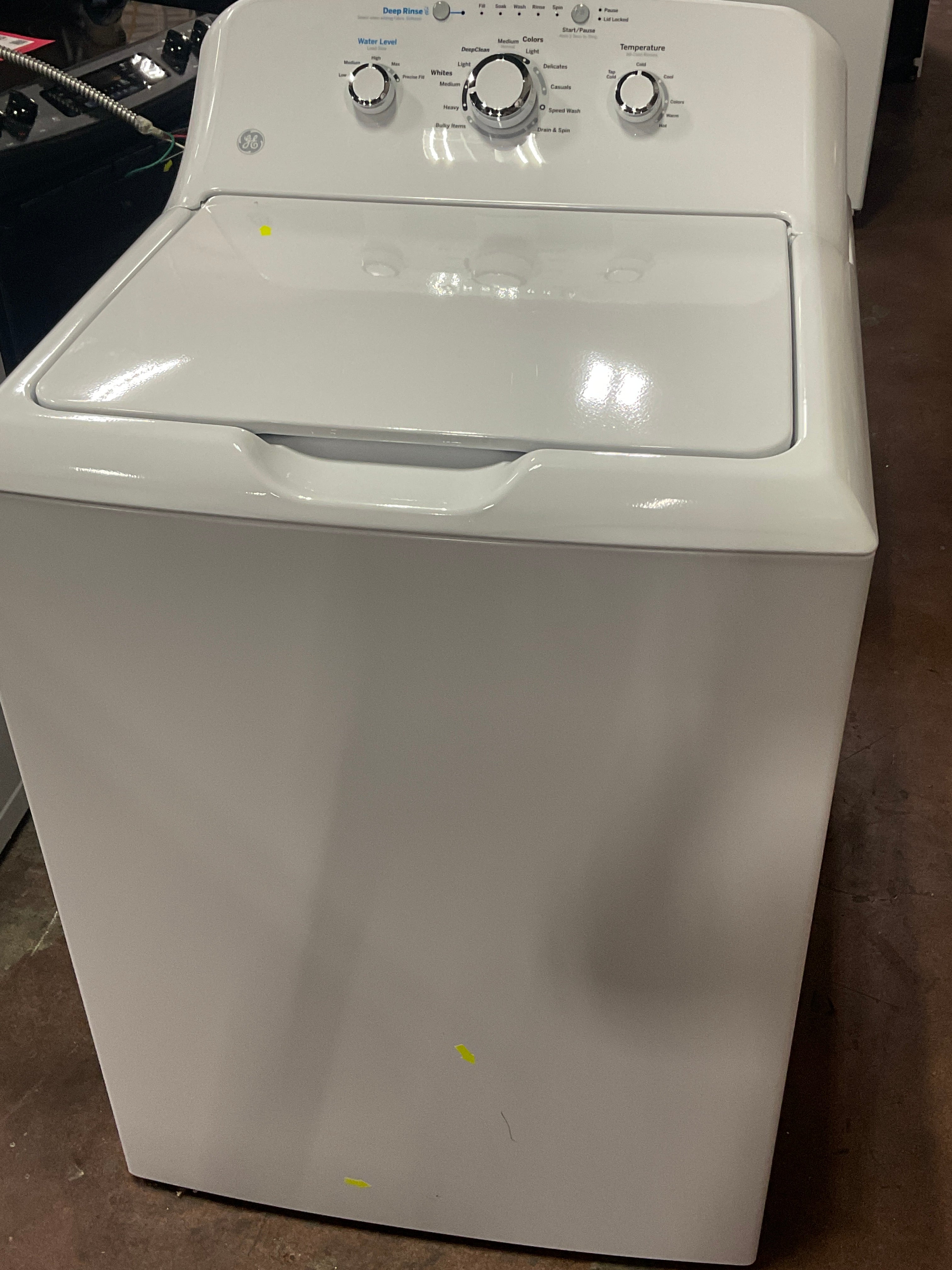 Front view, door closed