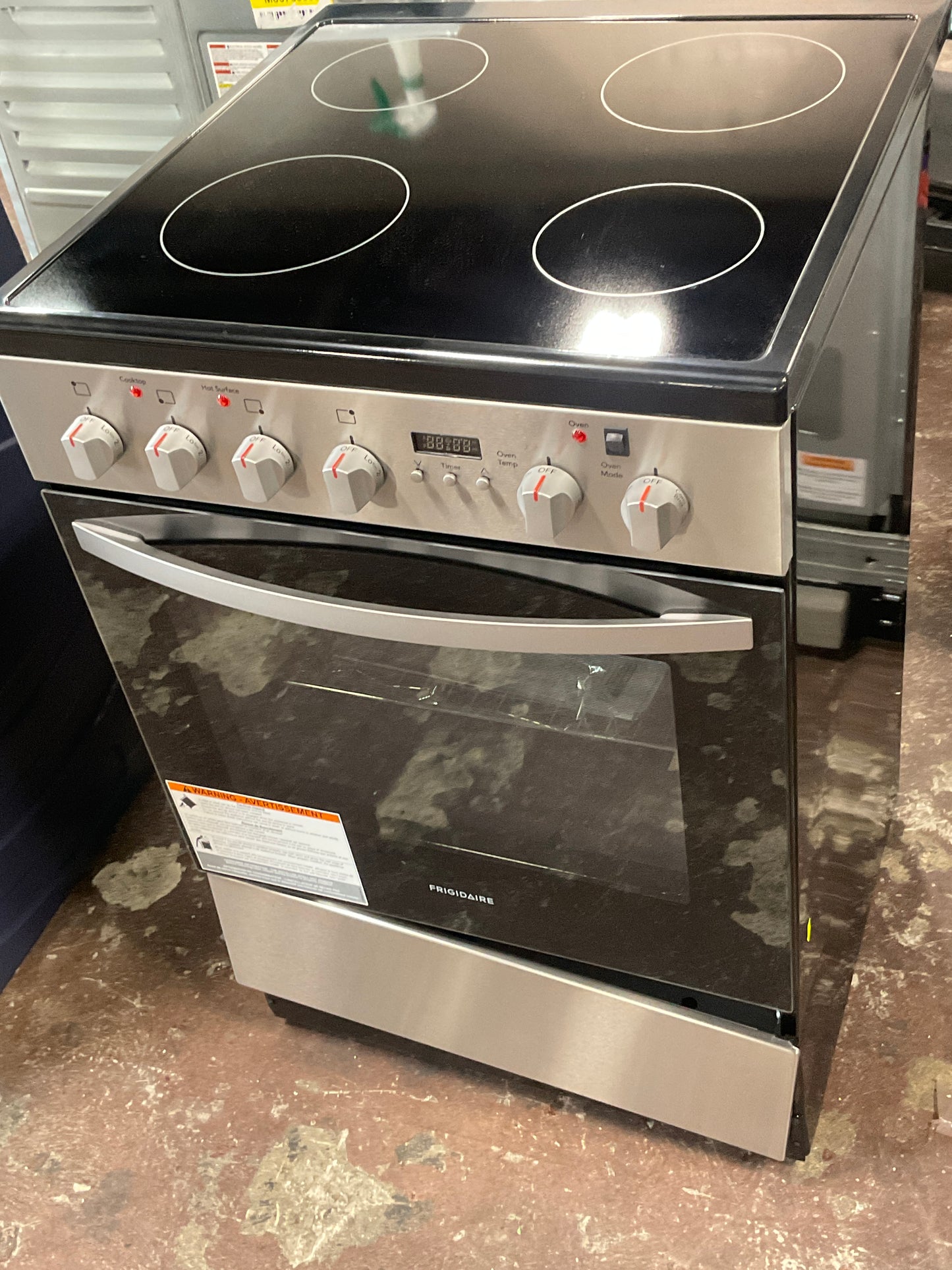 Front view, oven-door closed