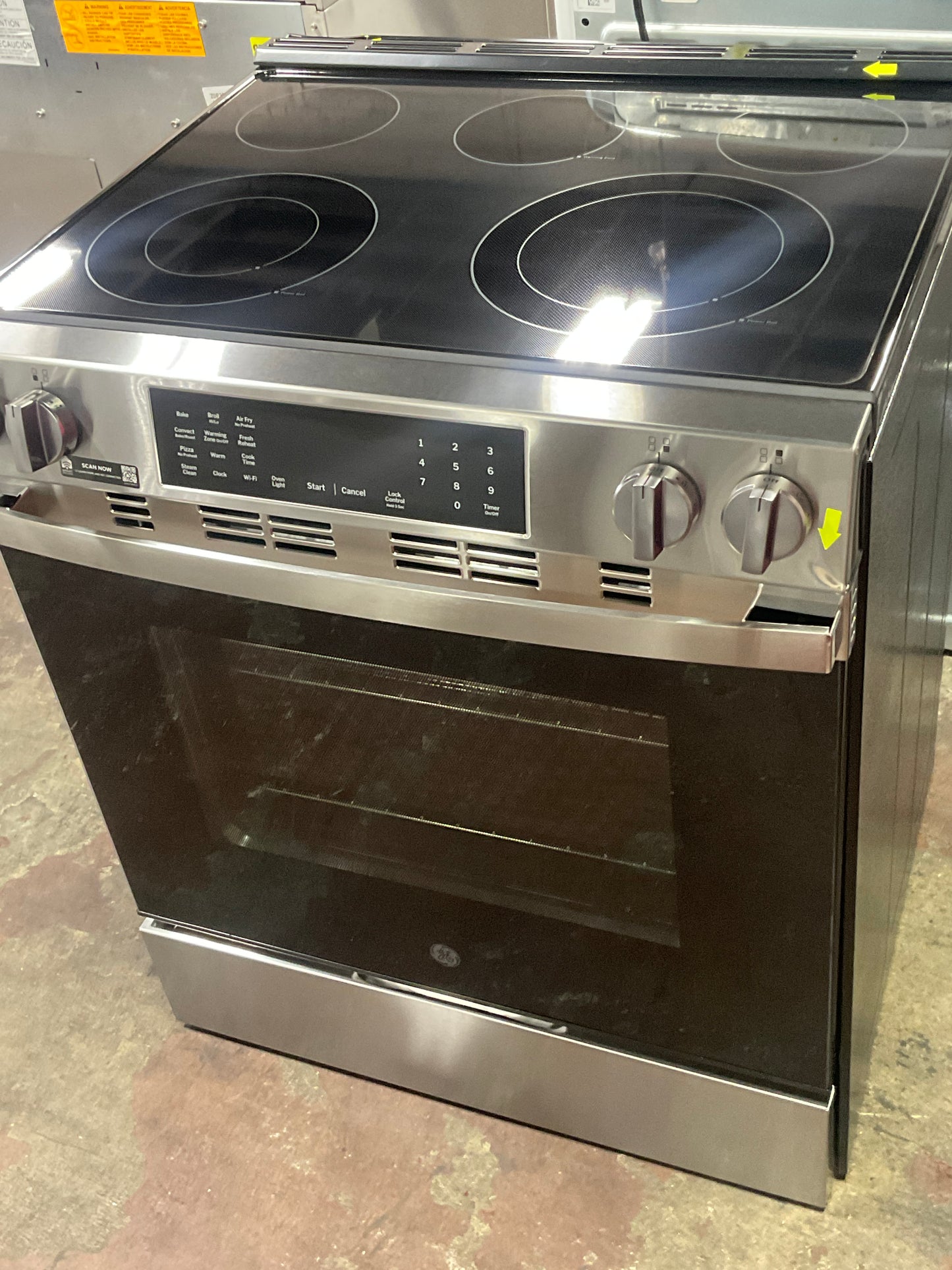 Front view, oven-door closed