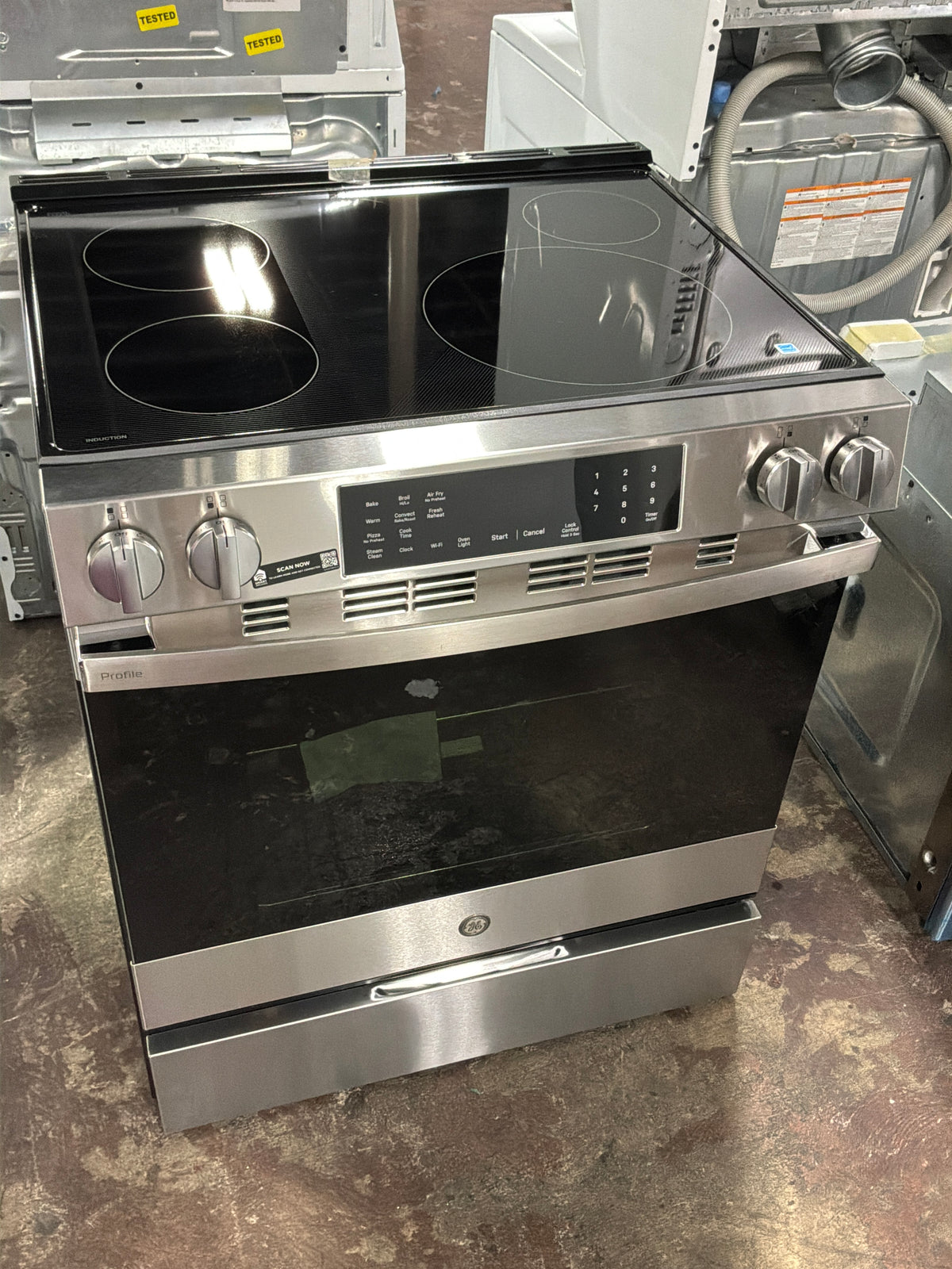 Front view, oven-door closed