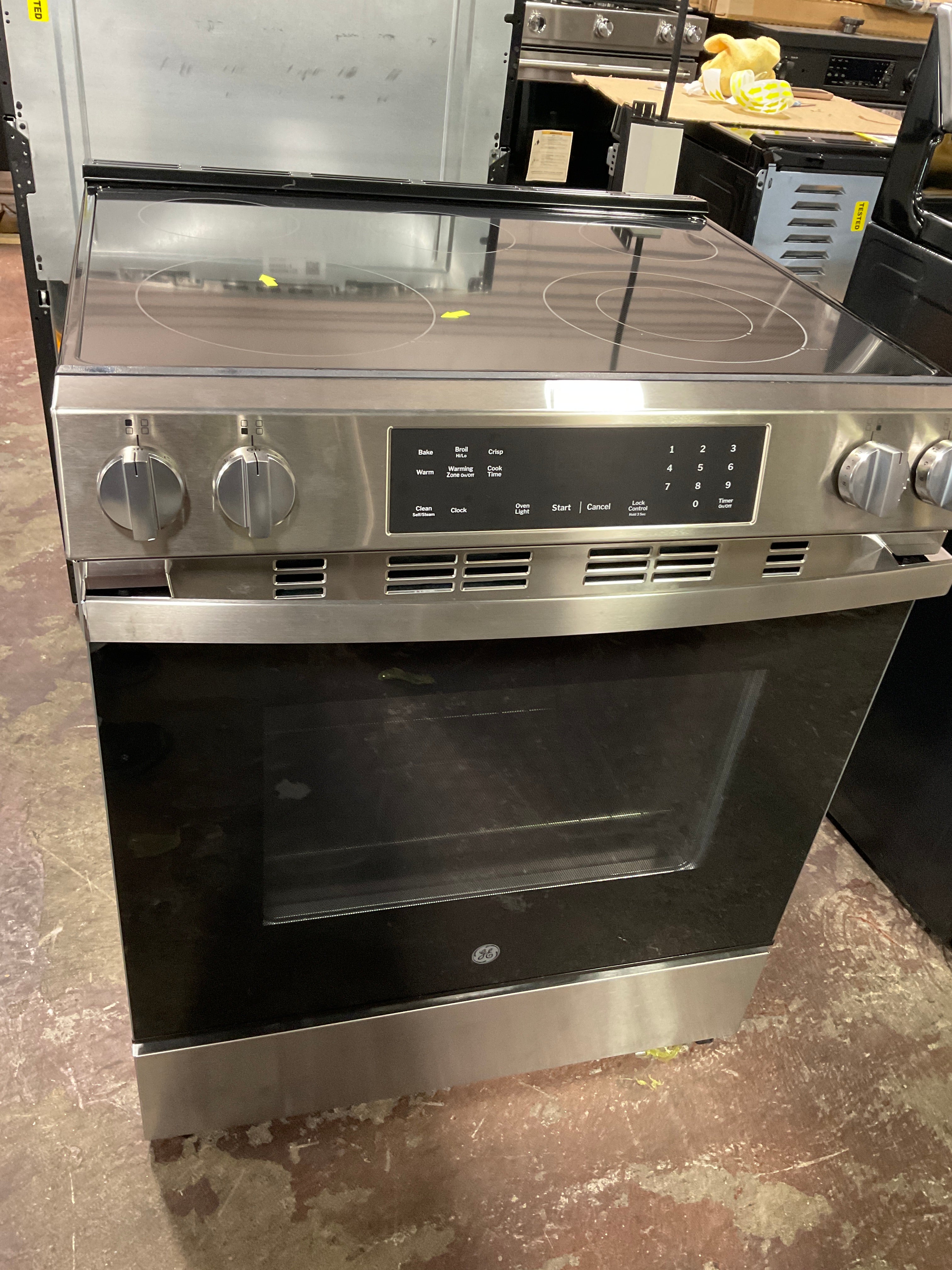 Front view, oven-door closed