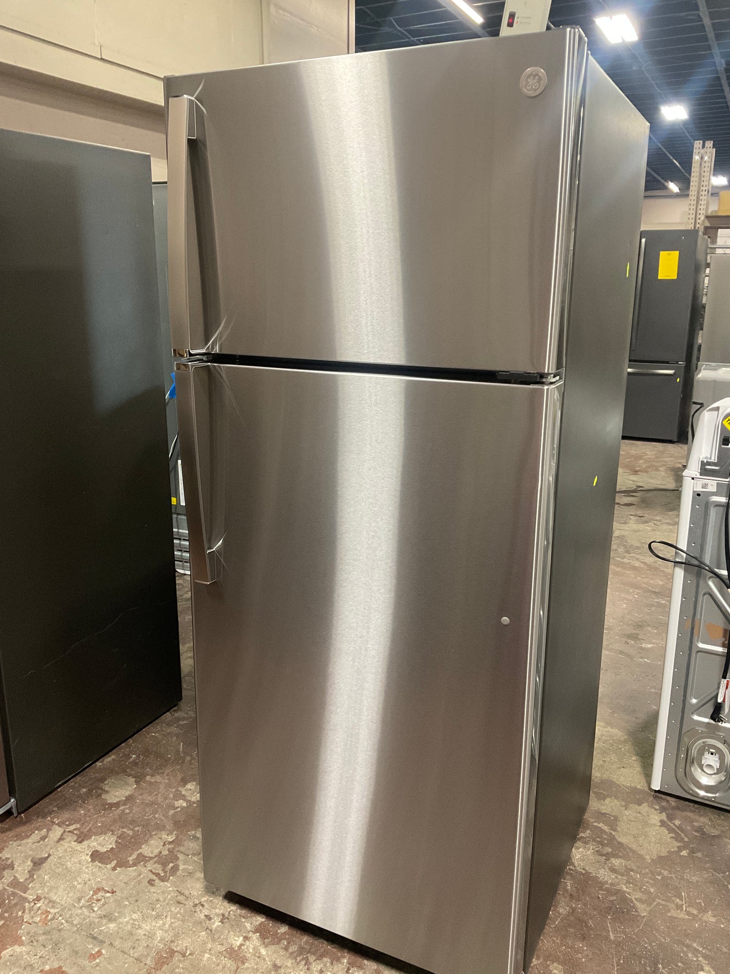 Front view, door closed