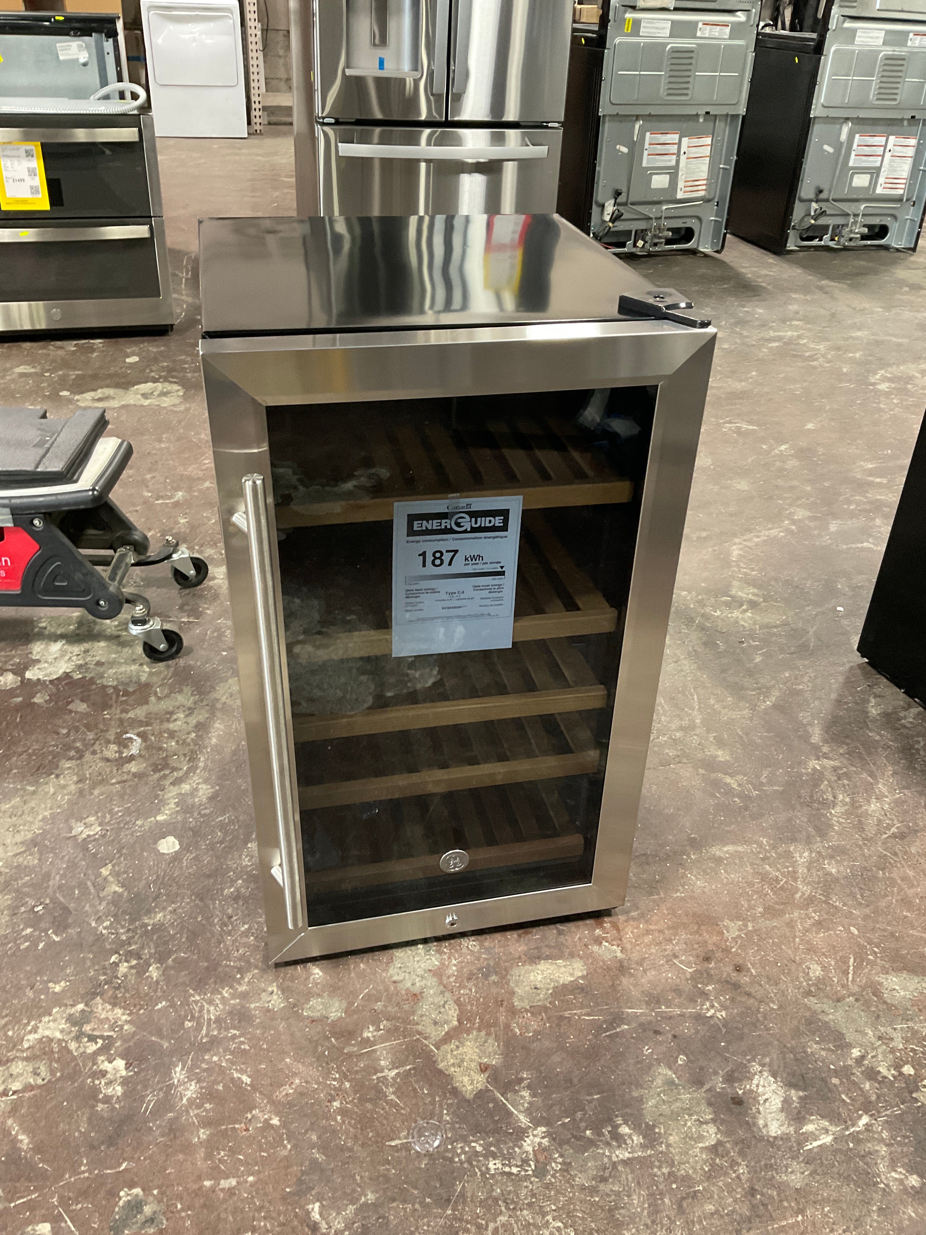 Front view, door closed