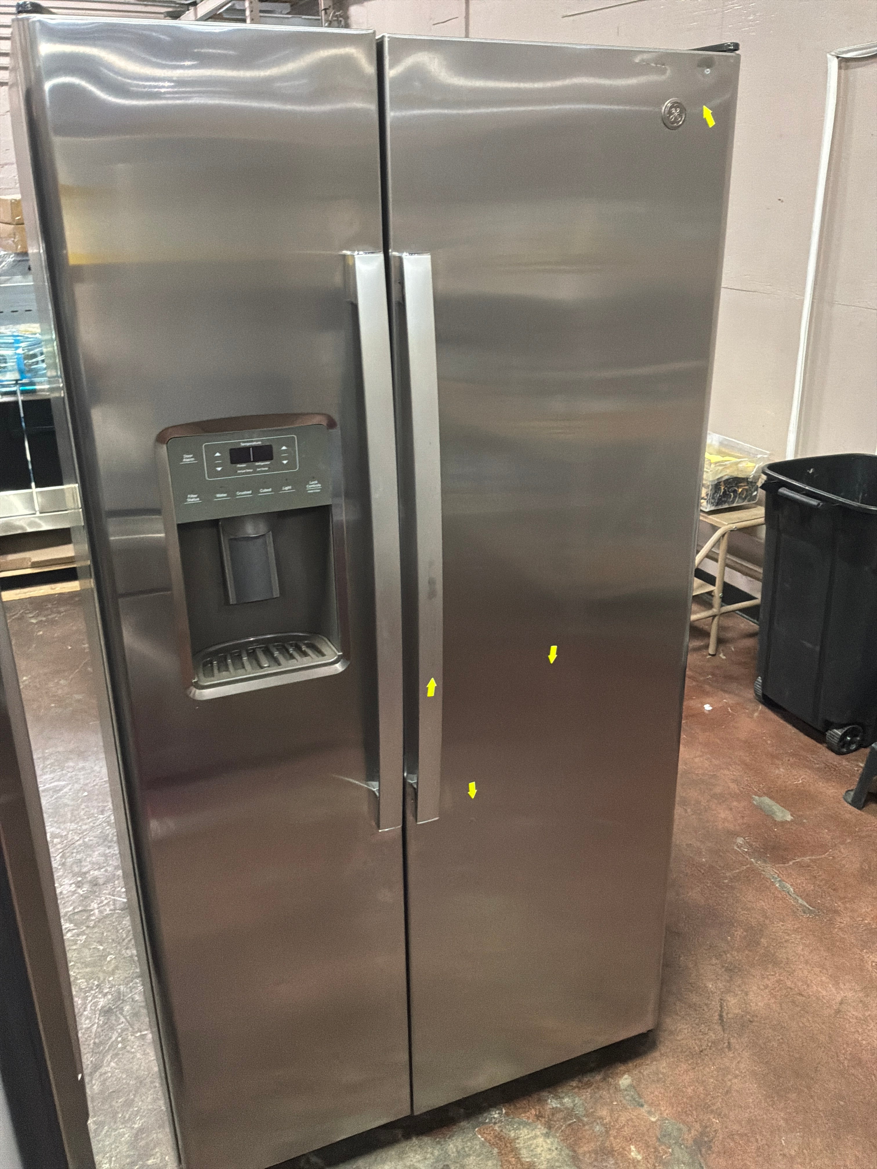 Front view, door closed